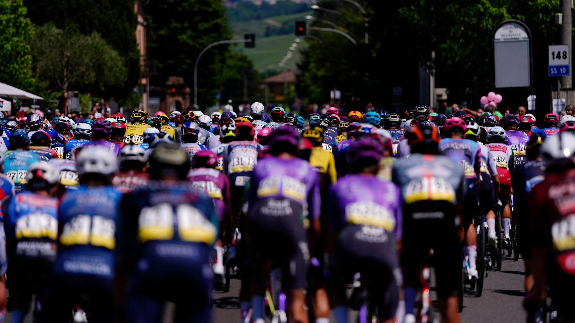 Hohe Temperaturen und hohes Tempo beim Giro.