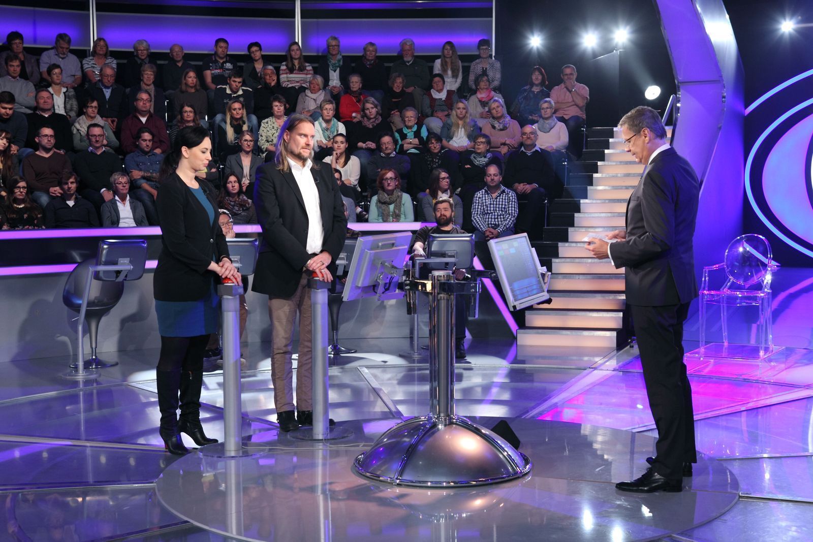 Im Stechen entschied die letzte Frage über den Sieg: „Bei welchem Namen welches Instruments handelt es sich um eine Kurzform?“ (Bild: RTL / Frank Hempel)