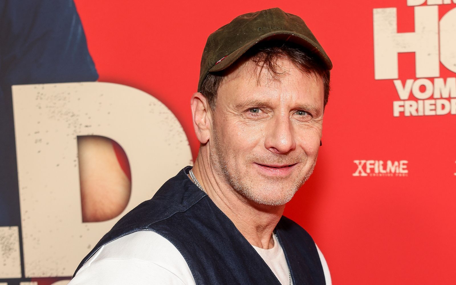 Zum Start der neuen Staffel von „Der Lehrer“ erklärt Hauptdarsteller Hendrik Duryn, was ihn an der derzeitigen gesellschaftlichen Situation in Deutschland am meisten stört.  (Bild: 2025 Getty Images/Gerald Matzka)
