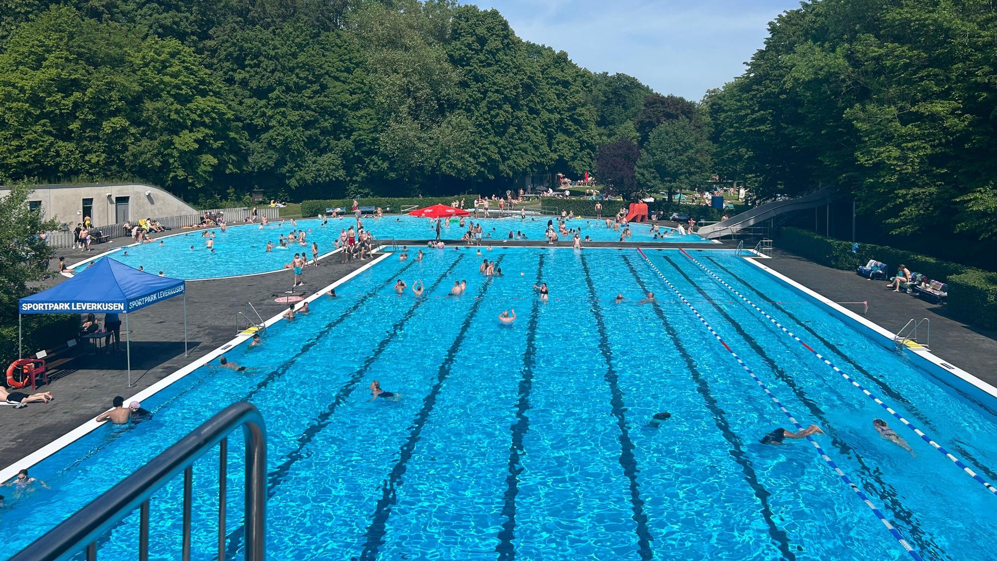 Ein anonymer Spender bezahlt den Kindern den kommenden Freitag, 14. August, im Freibad.