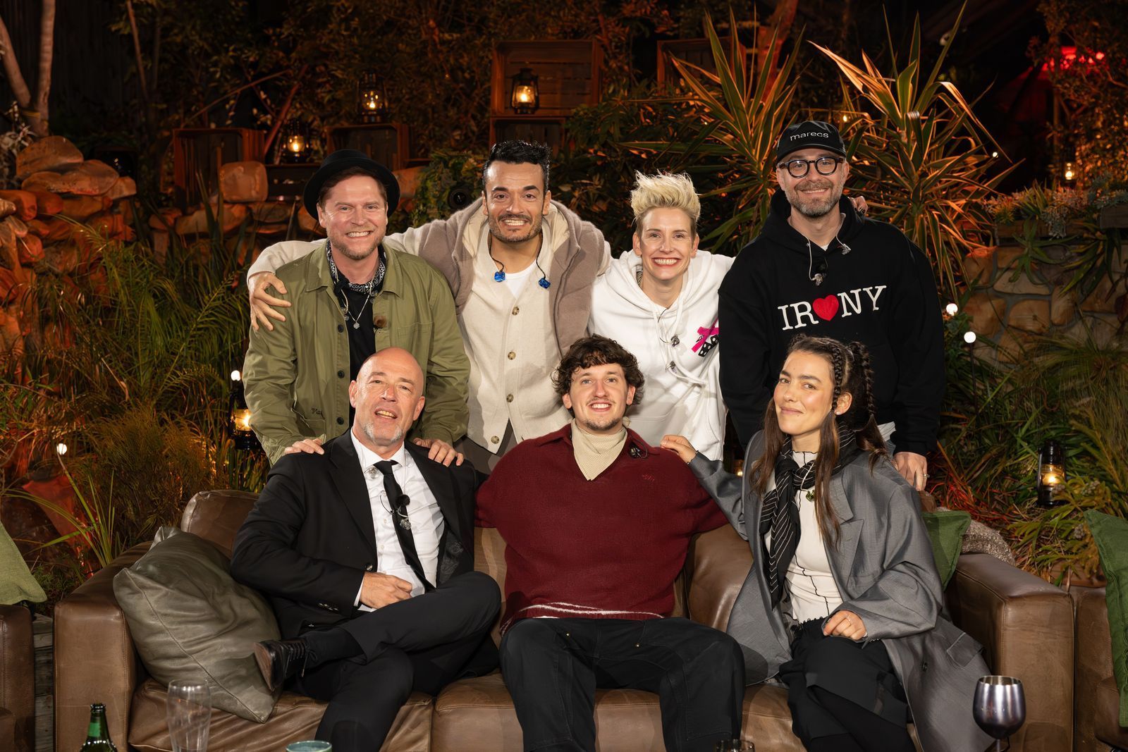 In der siebten Tauschkonzert-Folge stand Schlager-Rapper Tream (2. v. l. unten) im Mittelpunkt. (Bild: RTL / Markus Hertrich)