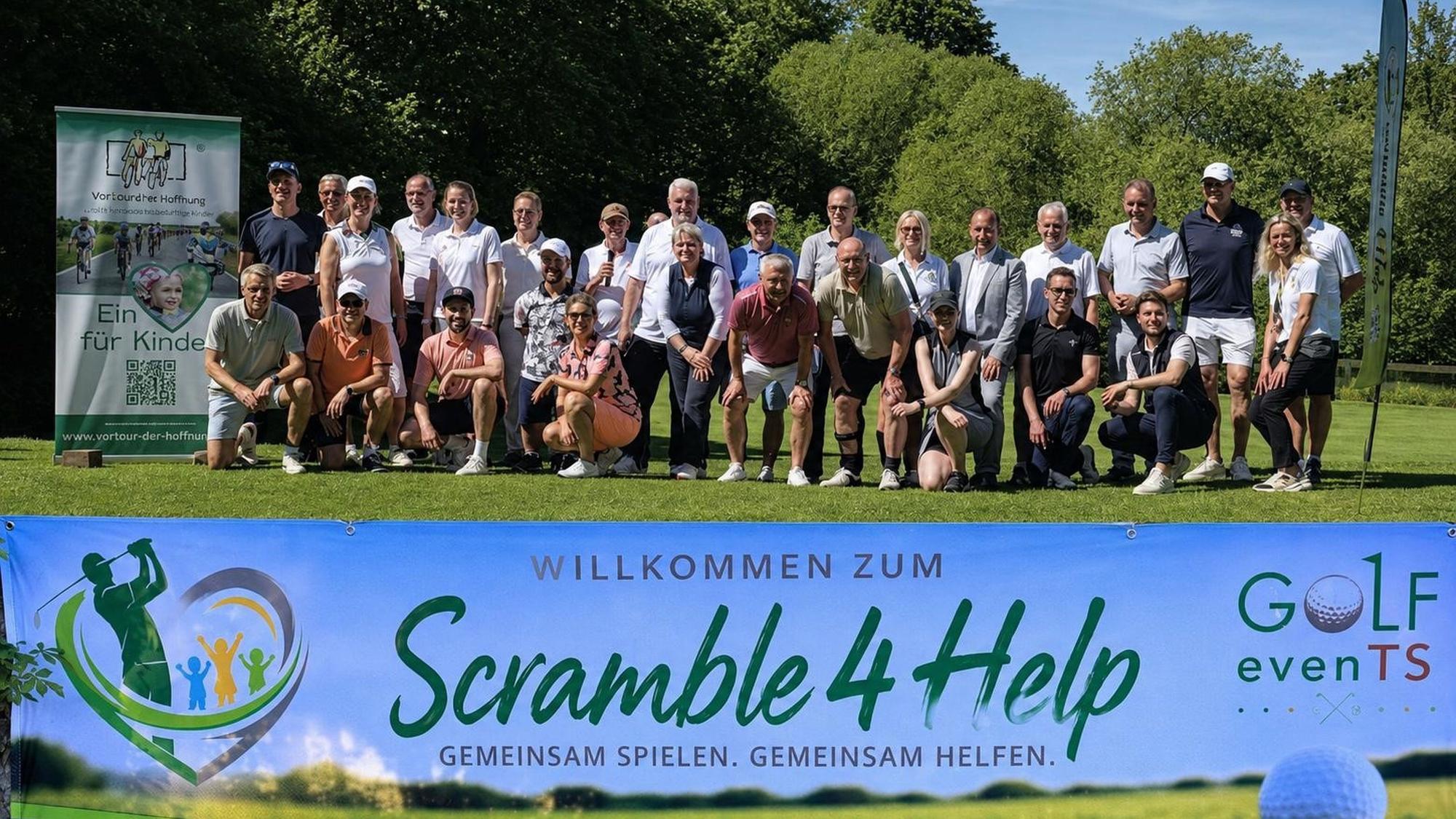 Ein Freundeskreis hat ein Golfturnier als Benefizveranstaltung organisiert, mit prominenter Beteiligung aus Karneval und Sport. Das Geld geht an die "VorTour der Hoffnung".