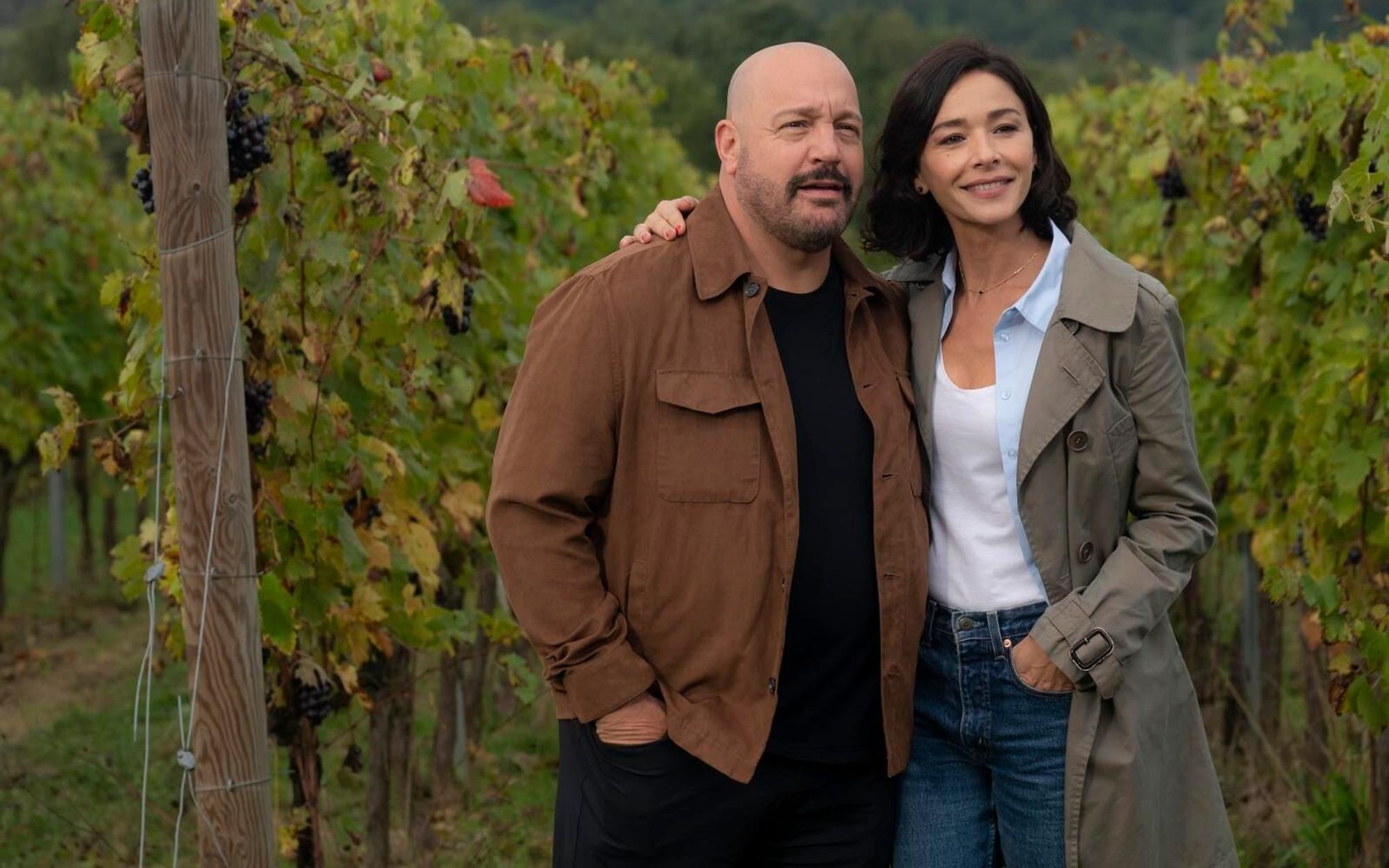 Gia (Nicole Grimaudo) zeigt Matt (Kevin James) ein paar besonders schöne Ecken in Italien. (Bild: Constantin Film Distribution GmbH)