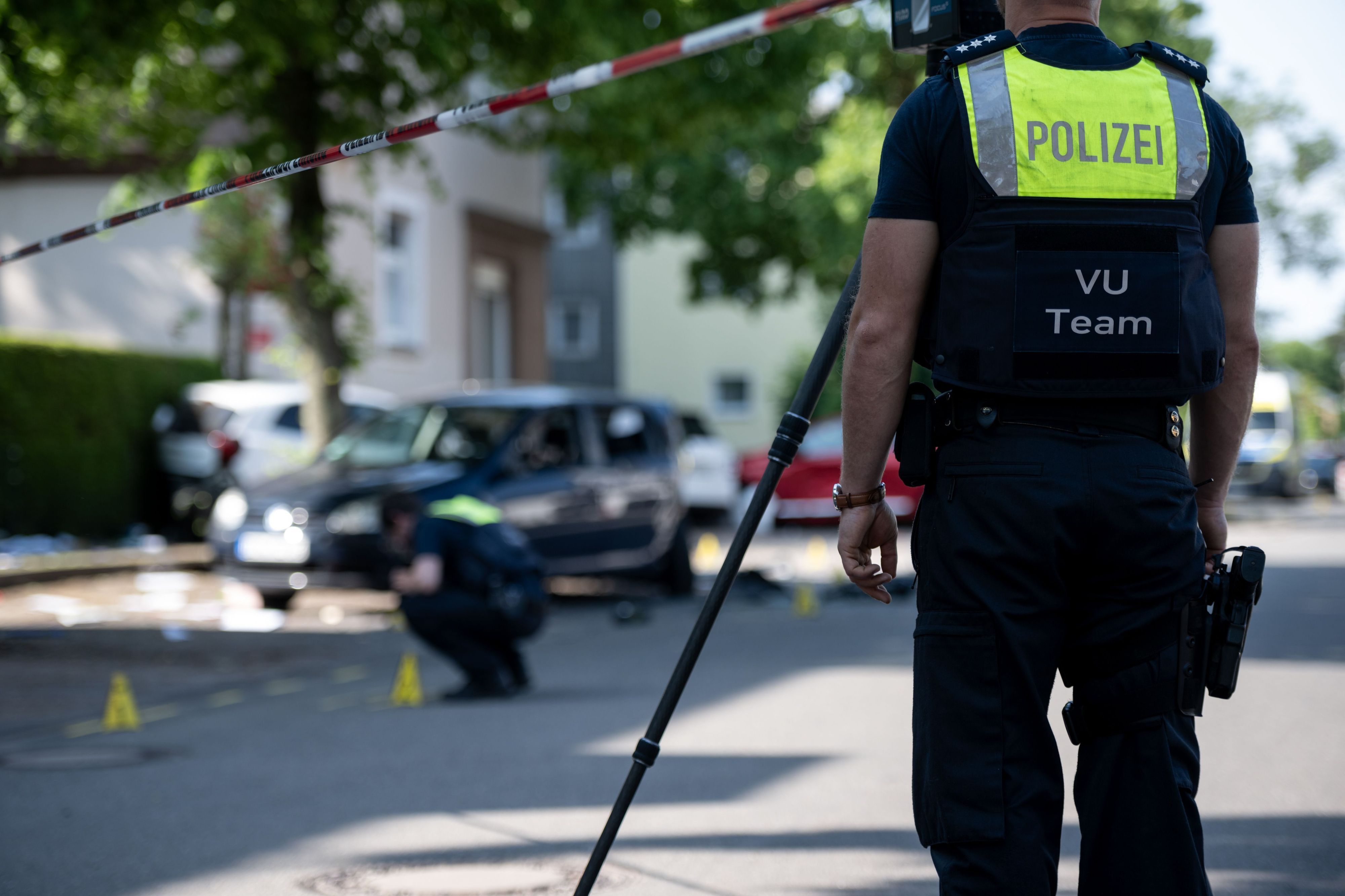 Die Polizei ermittelt nach einem schweren Unfall in Dinslaken.