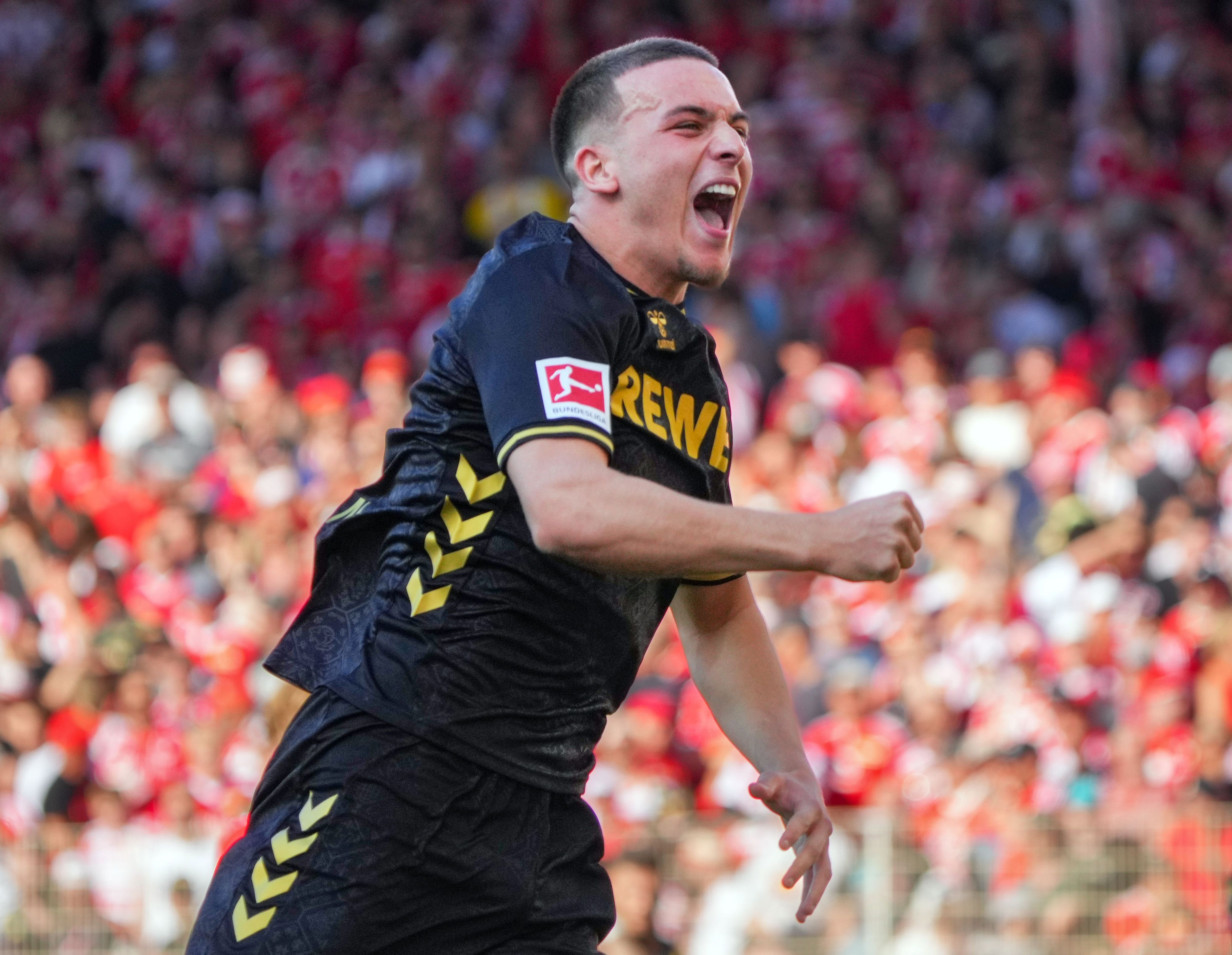 Saïd El Mala (1. FC Köln) bejubelt einen Treffer.