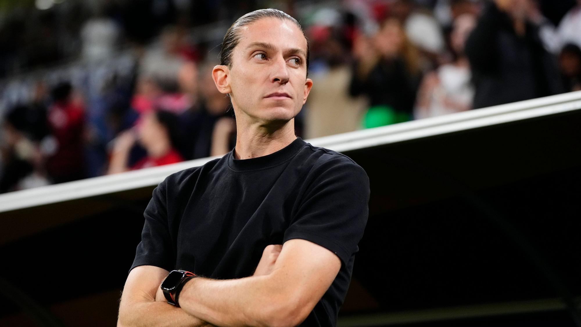 Paris Saint-Germain FC v Flamengo - FIFA Intercontinental Cup 2025: Final Filipe Luis head coach of Flamengo and Brazil prior FIFA Intercontinental Cup 2025 Final match between Paris Saint-Germain FC and Flamengo at Ahmad Bin Ali Stadium on December 17, 2025 in Doha, Qatar. Doha Qatar PUBLICATIONxNOTxINxFRA Copyright: xJosexBretonx originalFilename:bretonhernandez-parissai251217_npt5U.jpg