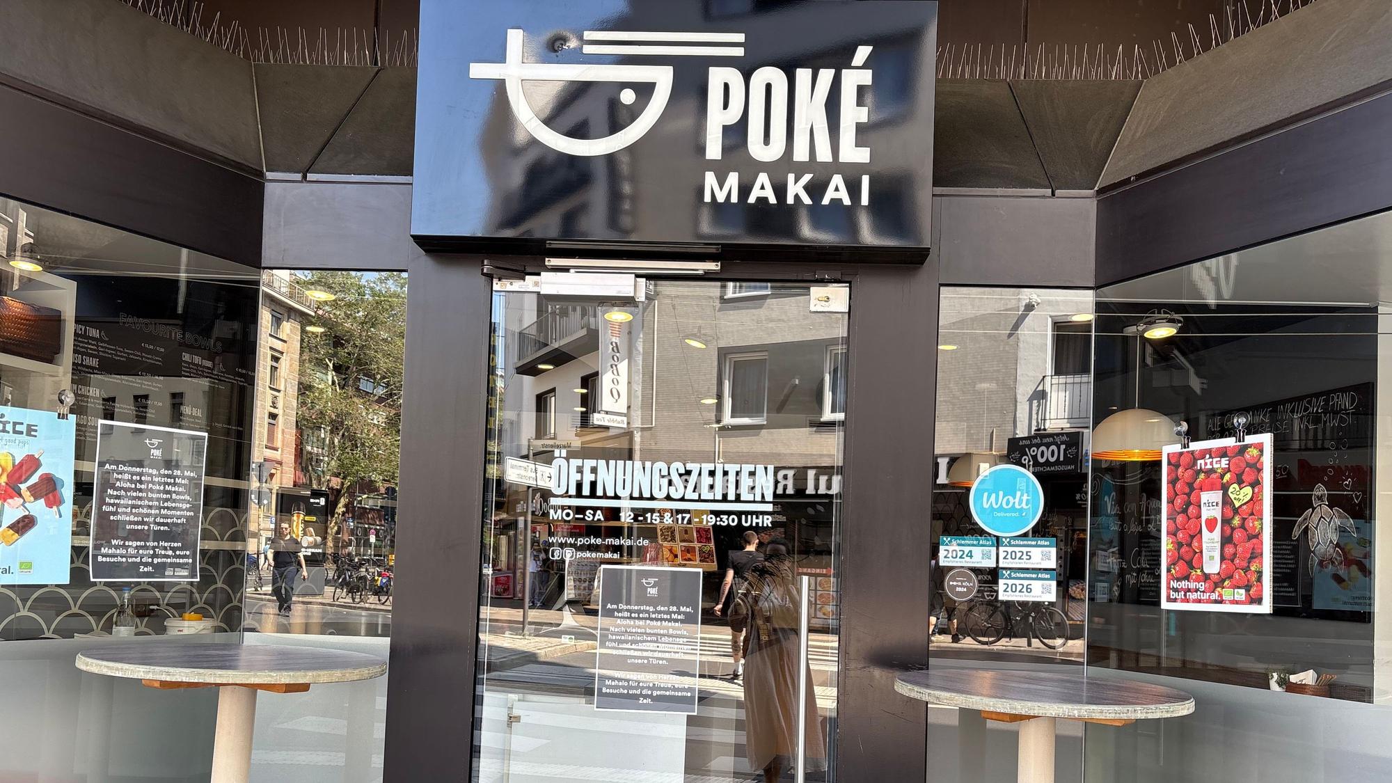 Der Eingang vom Poke Makai in Köln nahe des Doms.