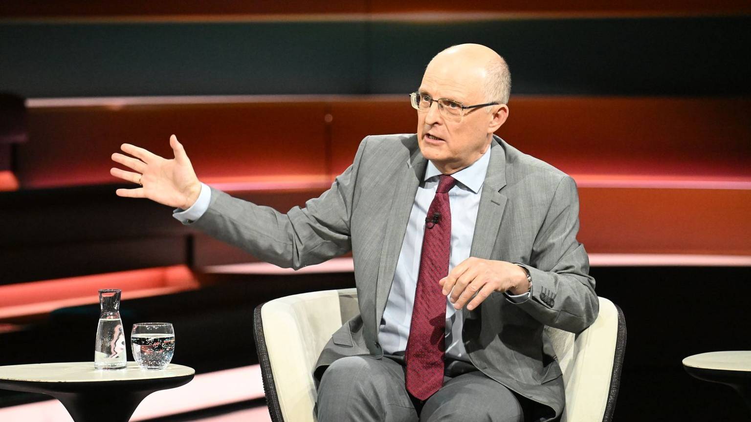 Russland-Experte Andrey Gurkow meinte bei Markus Lanz: „Jetzt ist der Krieg nach Moskau gekommen.“ (Bild: ZDF / Cornelia Lehmann)