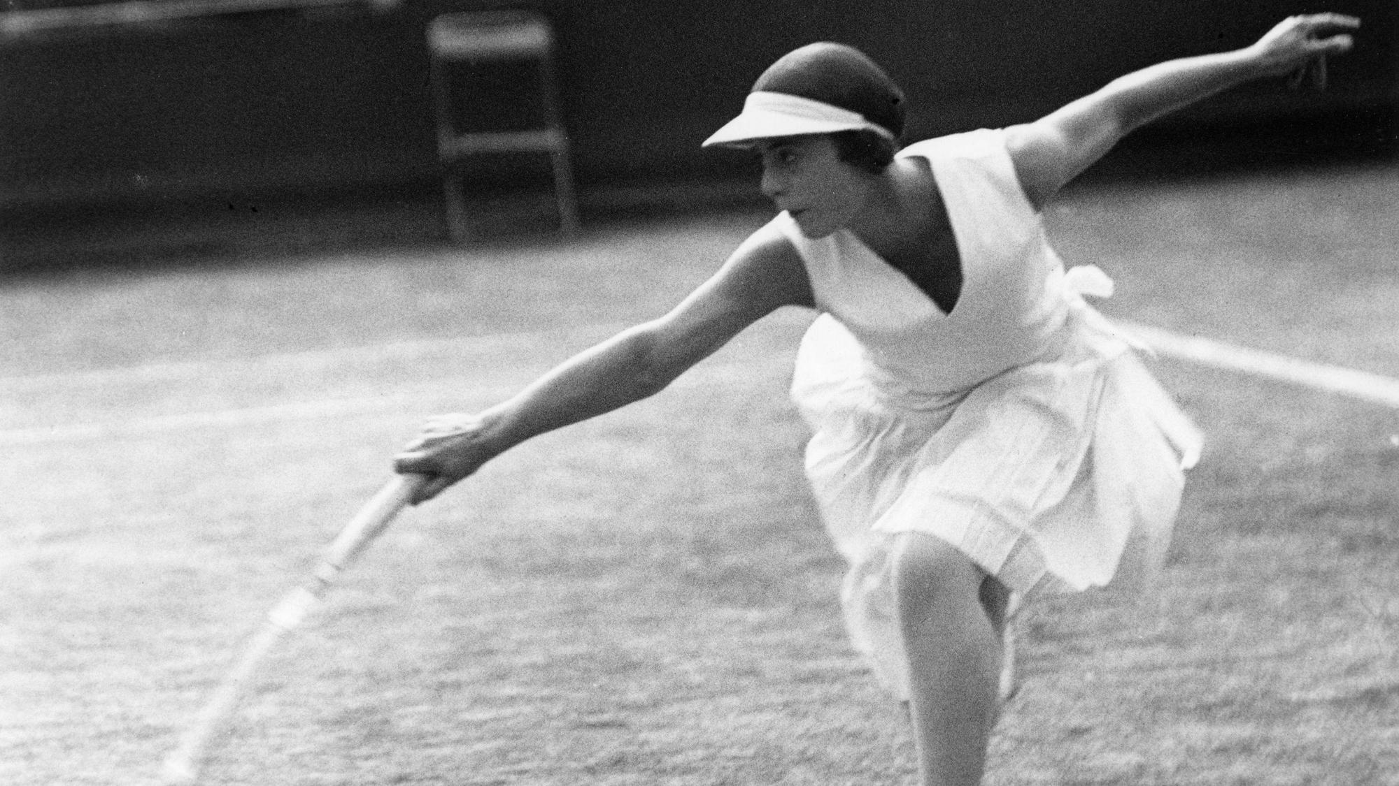 Miss Aussem GER at Wimbledon in 1929 PUBLICATIONxINxGERxSUIxAUTxONLY UnitedArchives00929343