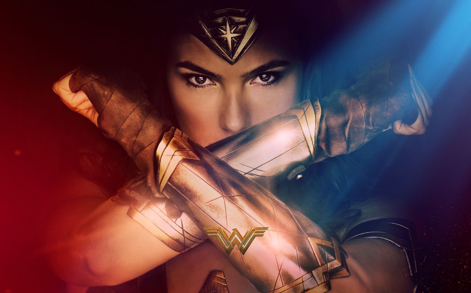 Als Vorlage für die filmische Wonder Woman Diana Prince (Gal Gadot) diente die gleichnamige Figur aus den DC Comics.  (Bild: RTL / Warner Bros. Entertainment, Inc.)