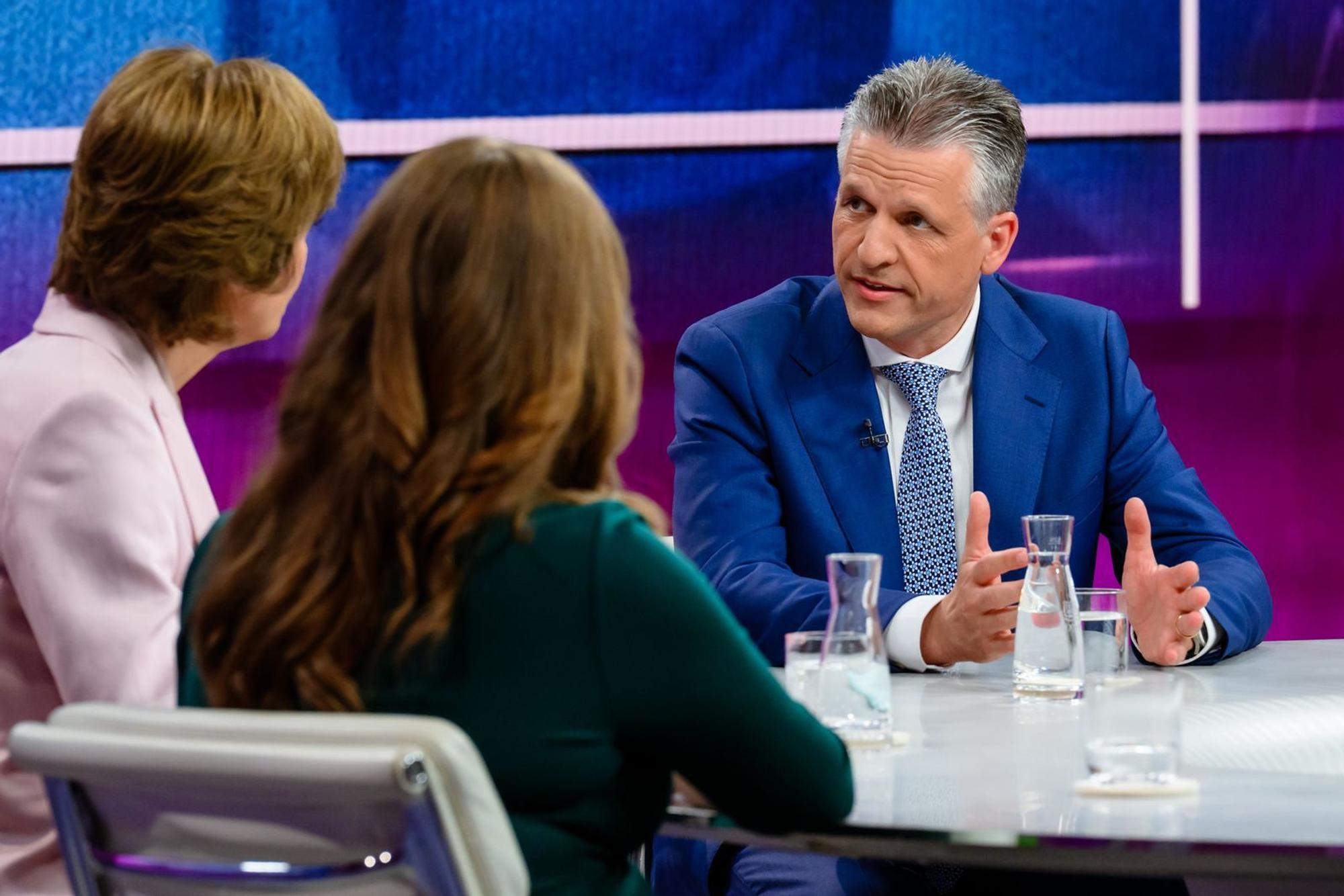 Thorsten Frei wand sich um Antworten. (Bild: ZDF/Svea Pietschmann)