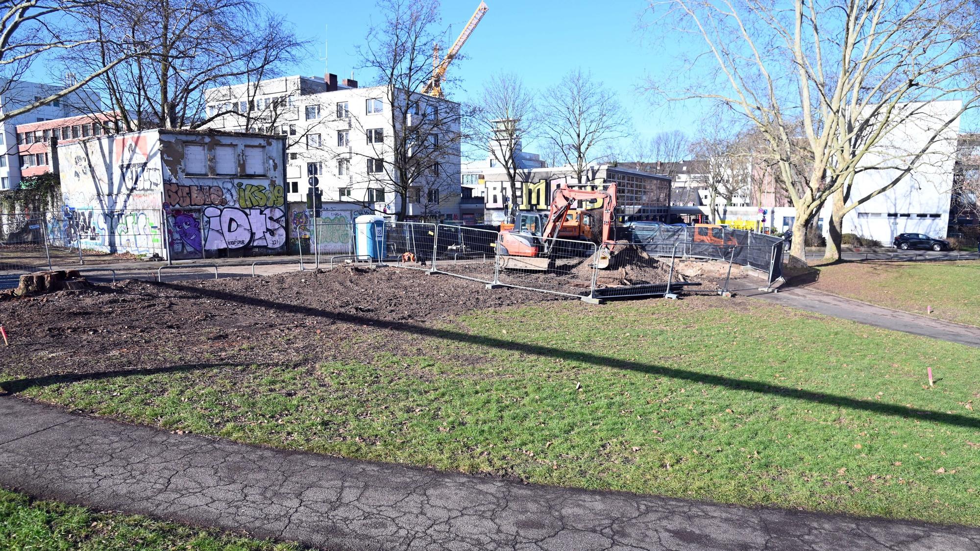 Die Fläche zwischen Löwengasse und Severinsbrücke.