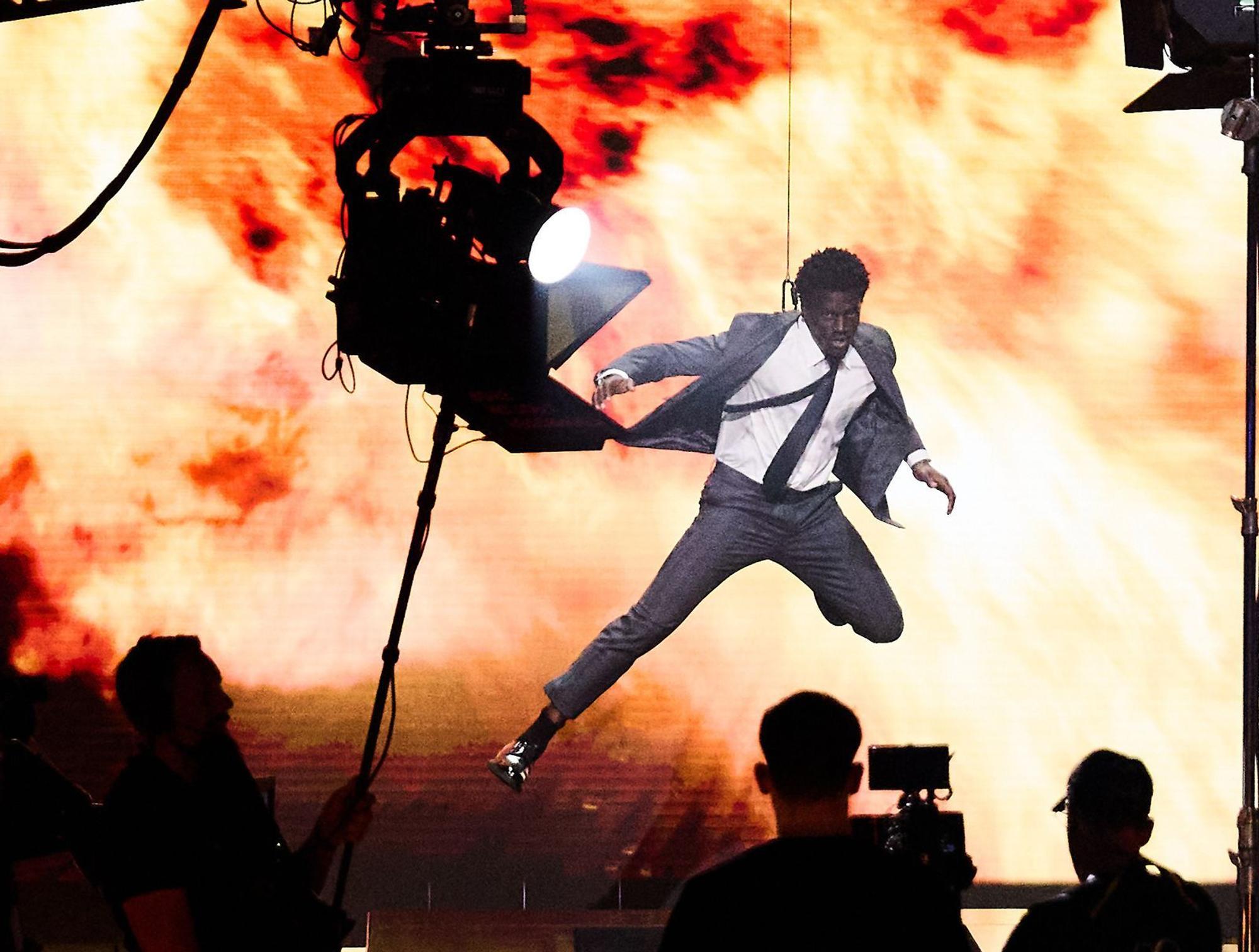 Ibo liefert beim actionreichen Stunt-Shooting. (Bild: ProSieben/Max Montgomery)