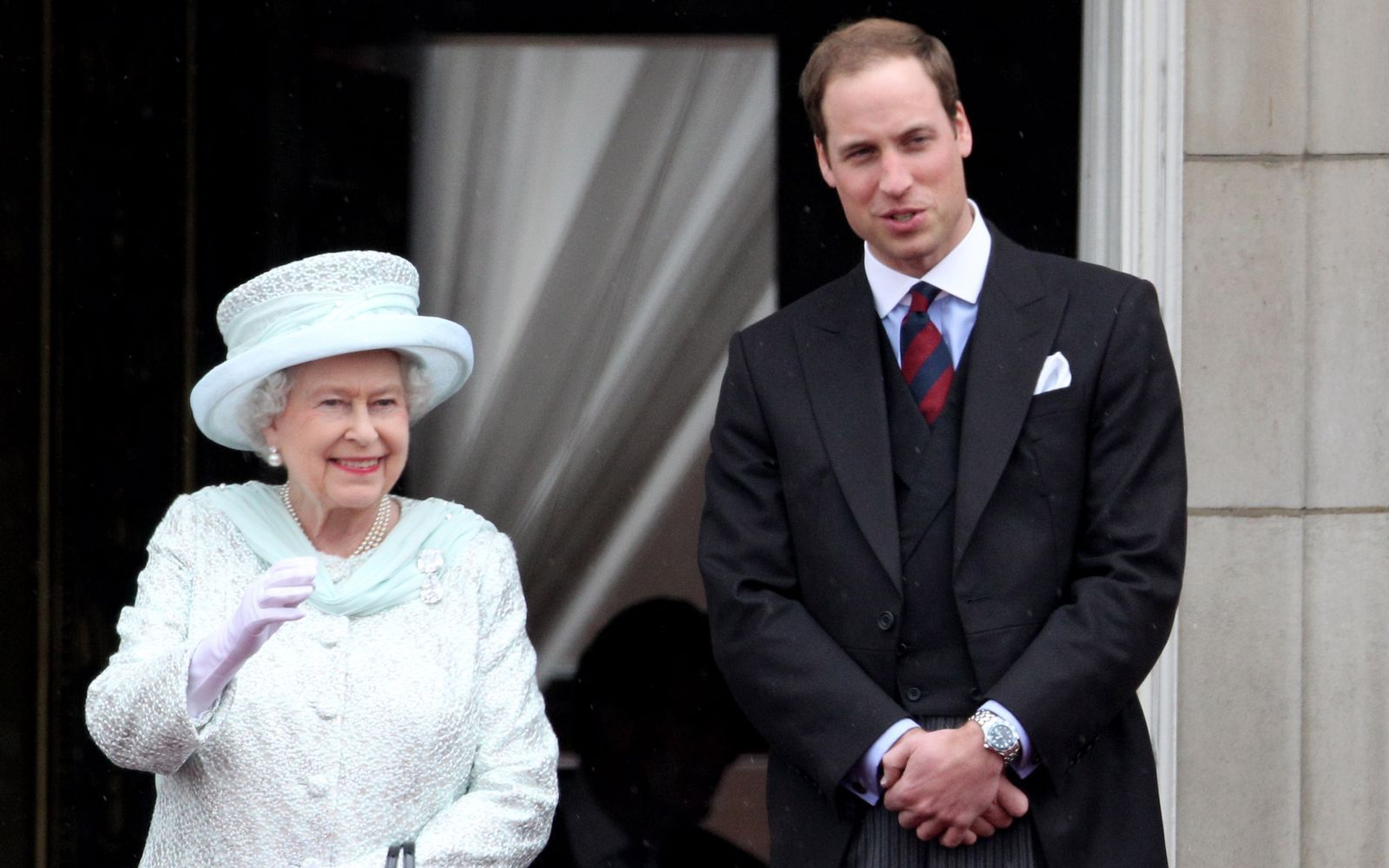 Von Geburt an designierter König: Prinz William führte von Geburt an ein außergewöhnliches Leben. Aber selten ein ruhiges - was seine Großmutter, Queen Elizabeth, besorgte. (Bild: 2012 Getty Images/Oli Scarff)