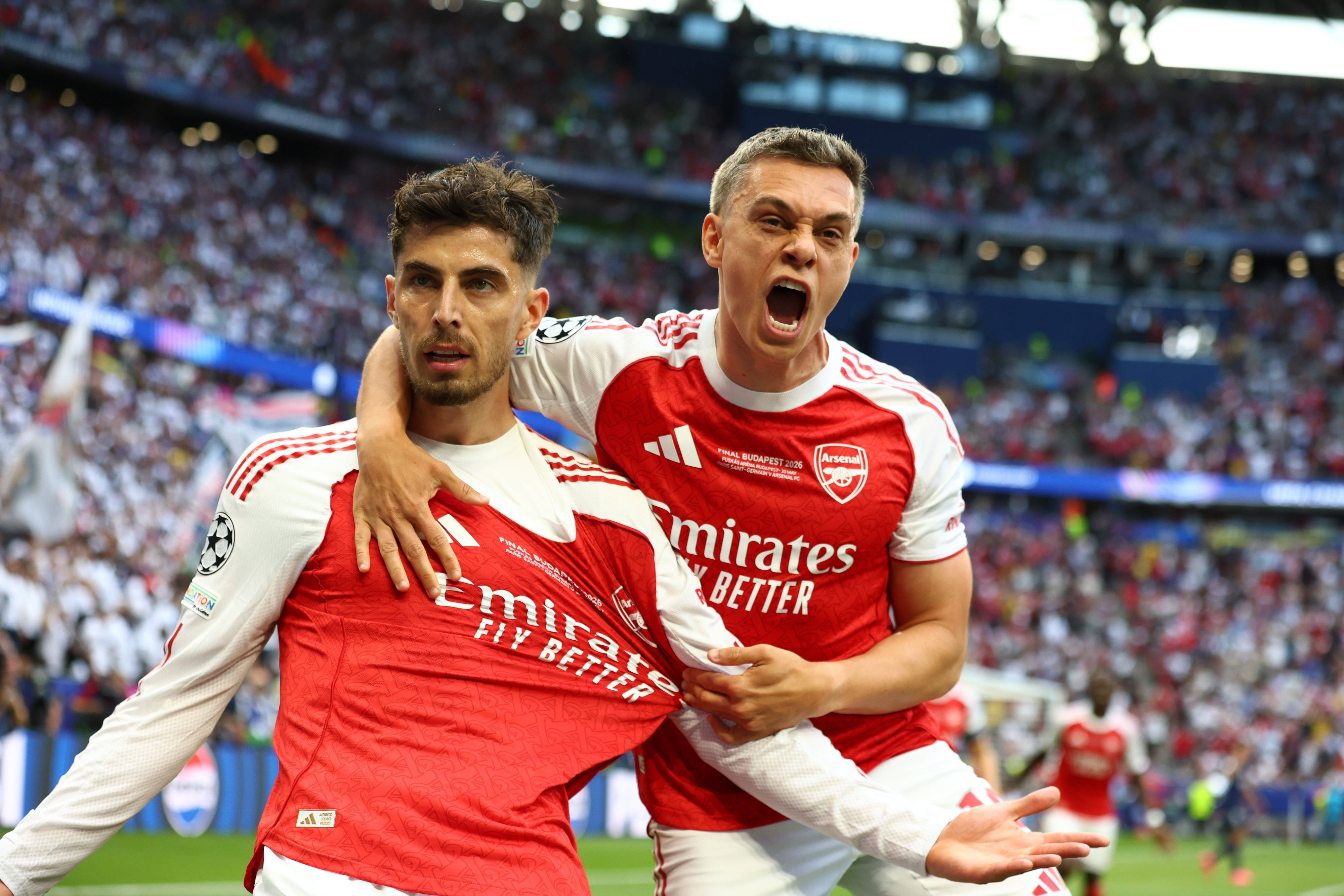 Arsenal-Torjubel mit Kai Havertz und Leandro Trossard.