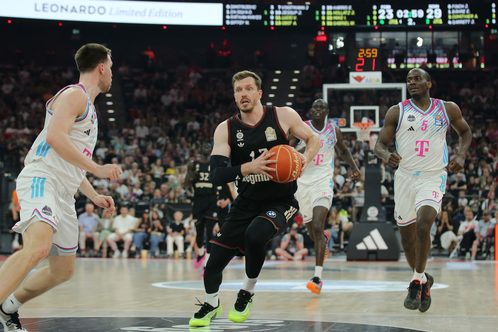 FC Bayern München - Telekom Baskets Bonn