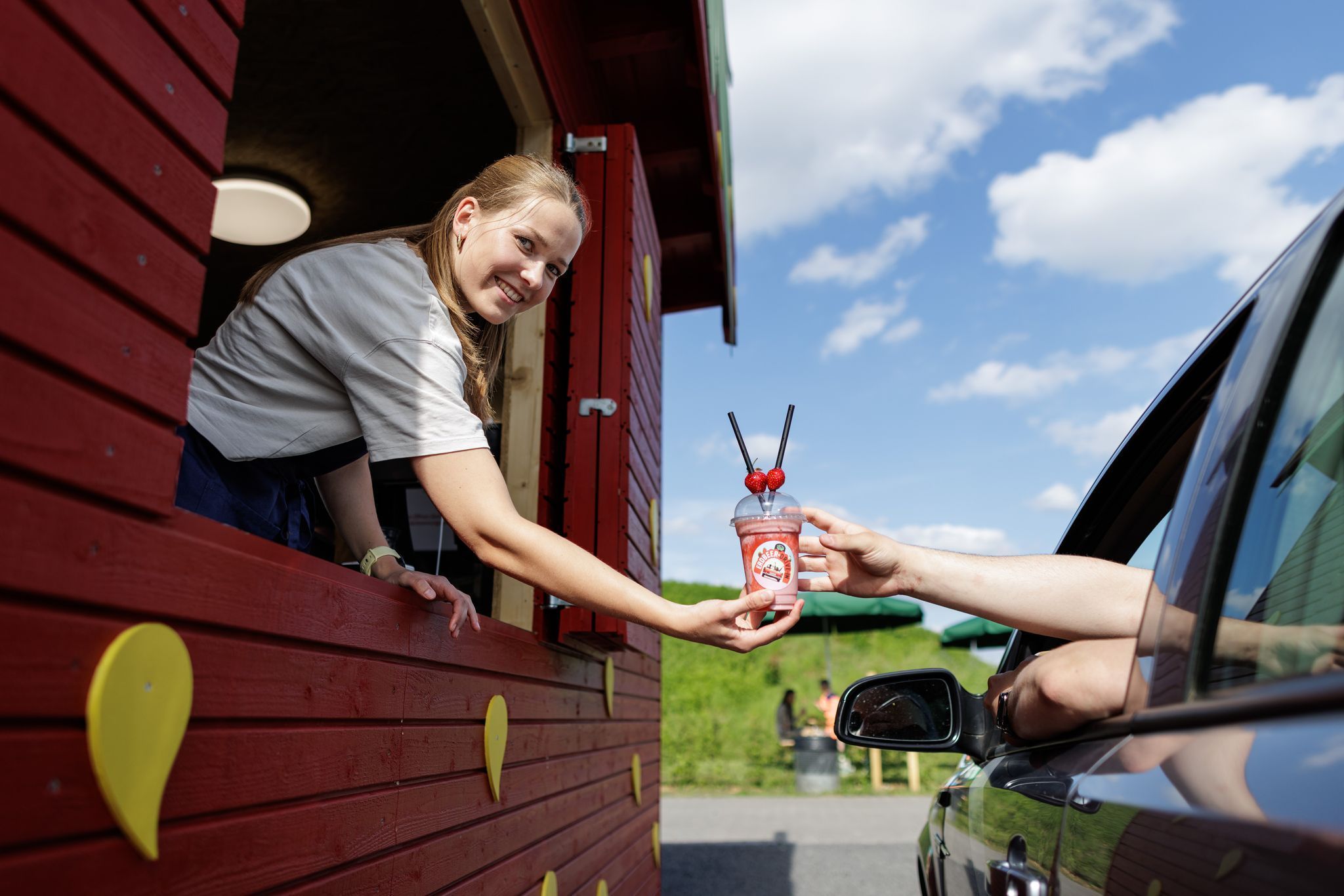 Hype um Erdbeer-Drive-In in Niedersachsen