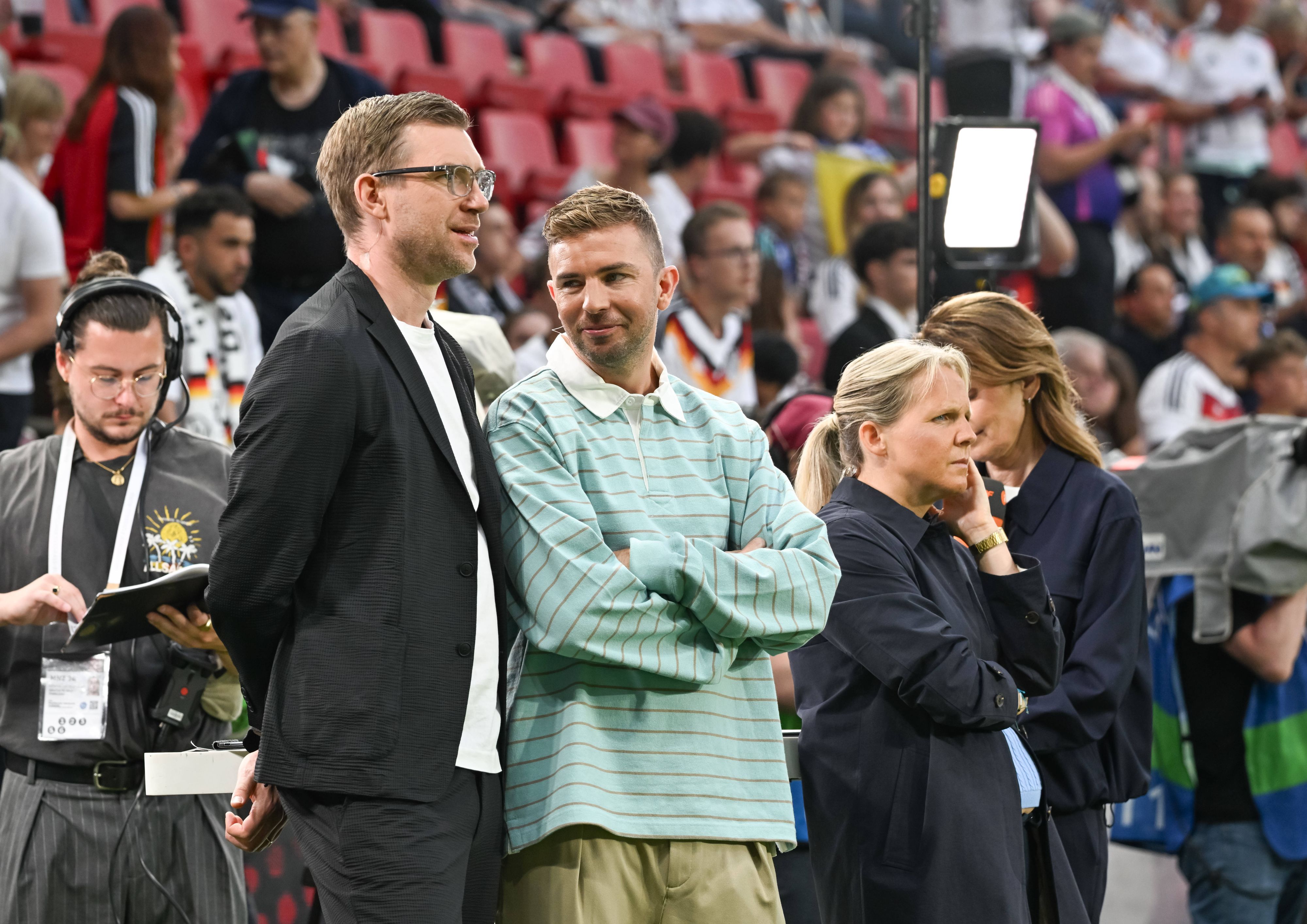 Neben Per Mertesacker, Friederike Fritz Kromp und Katrin Müller-Hohenstein fiel Christoph Kramer mit seinem umstrittenen Kleidungsstil ins Auge.