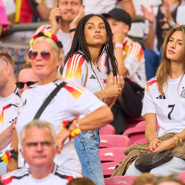 Aaliyah Mohamed (l.) und Sophia Havertz