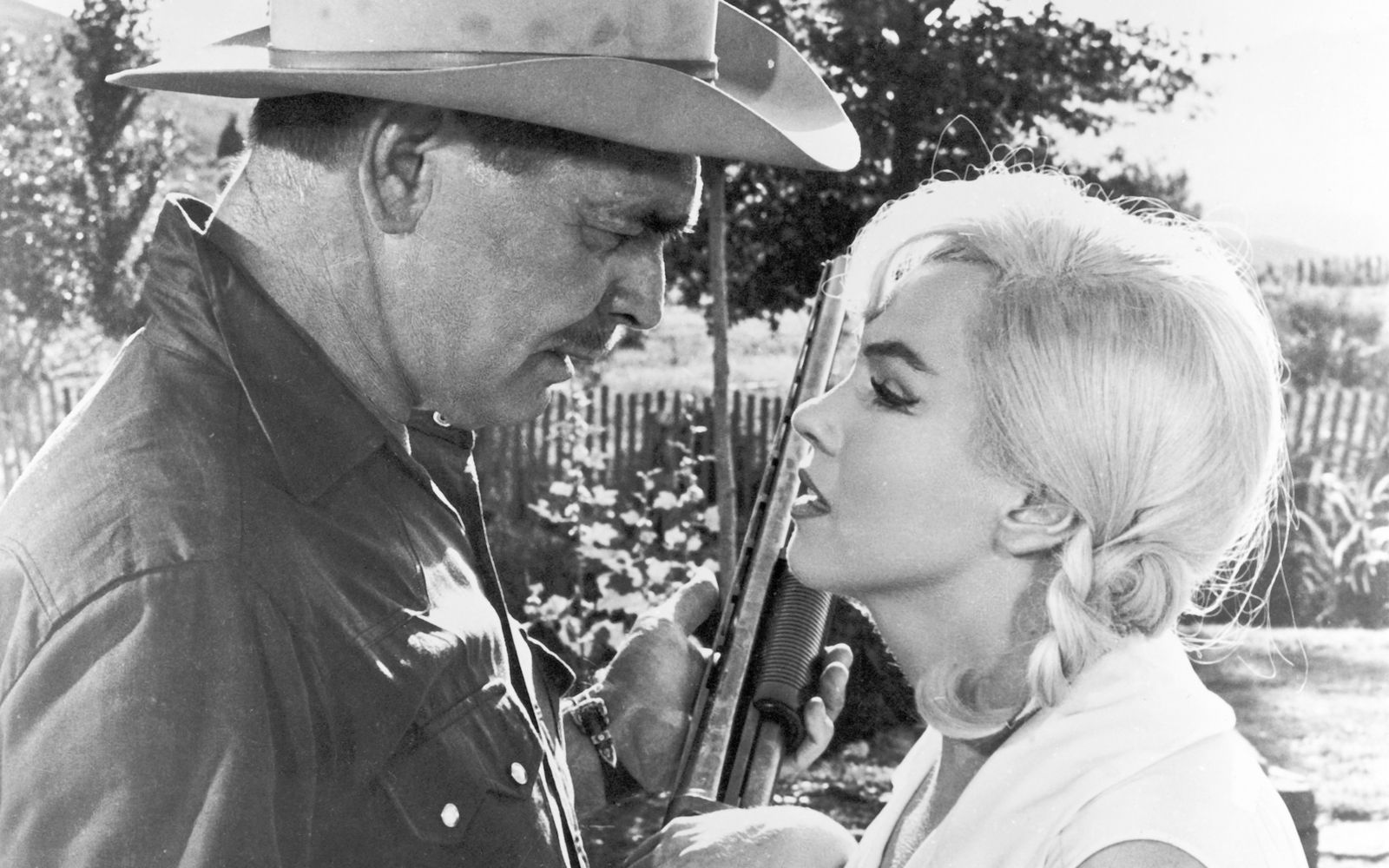 Monroes letzter Film war so „Misfits - Nicht gesellschaftsfähig“ (1961) - ebenso wie auch der von „King of Hollywood“ Clark Gable (im Bild links), der kurz nach Drehende verstarb.  (Bild: Fox)