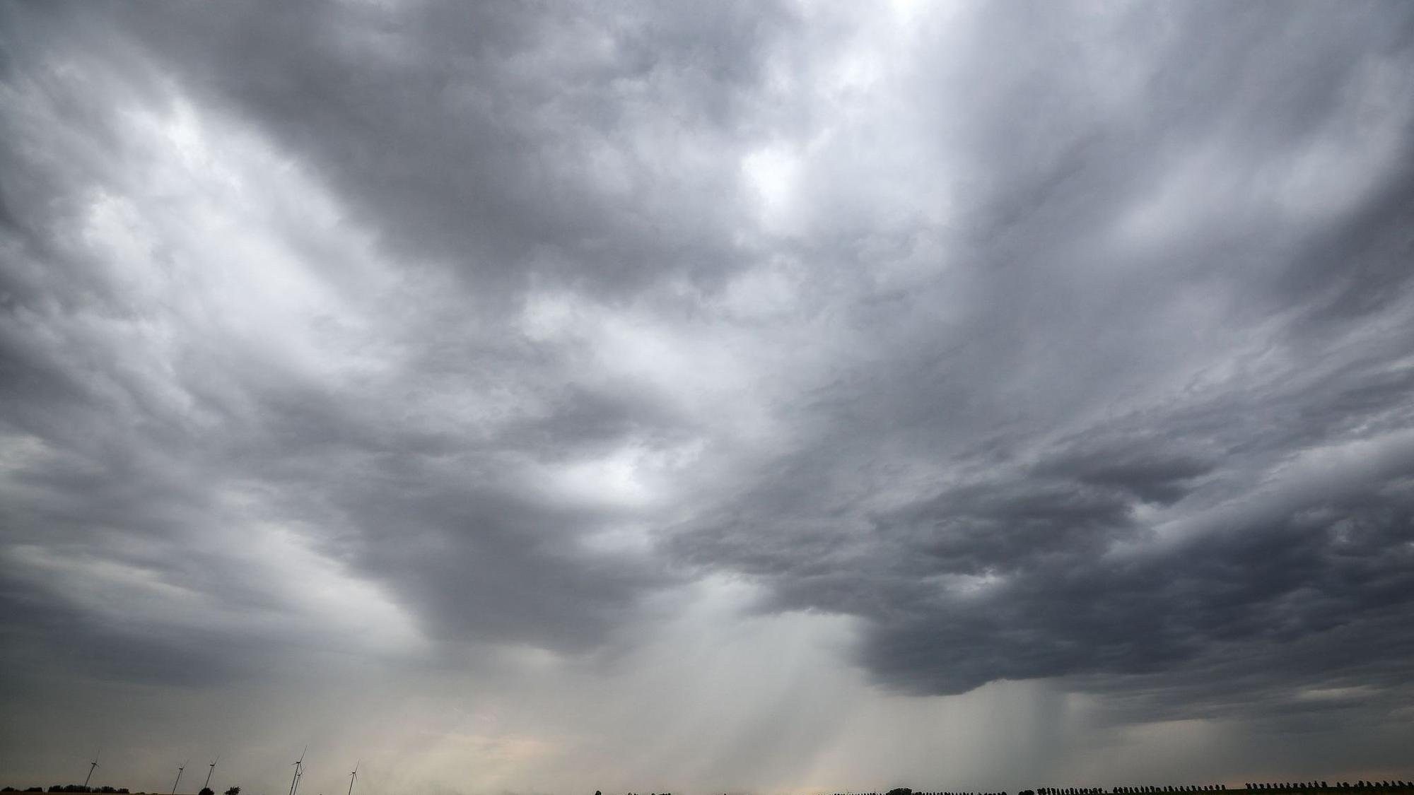 Regen, Sturm und Gewitter