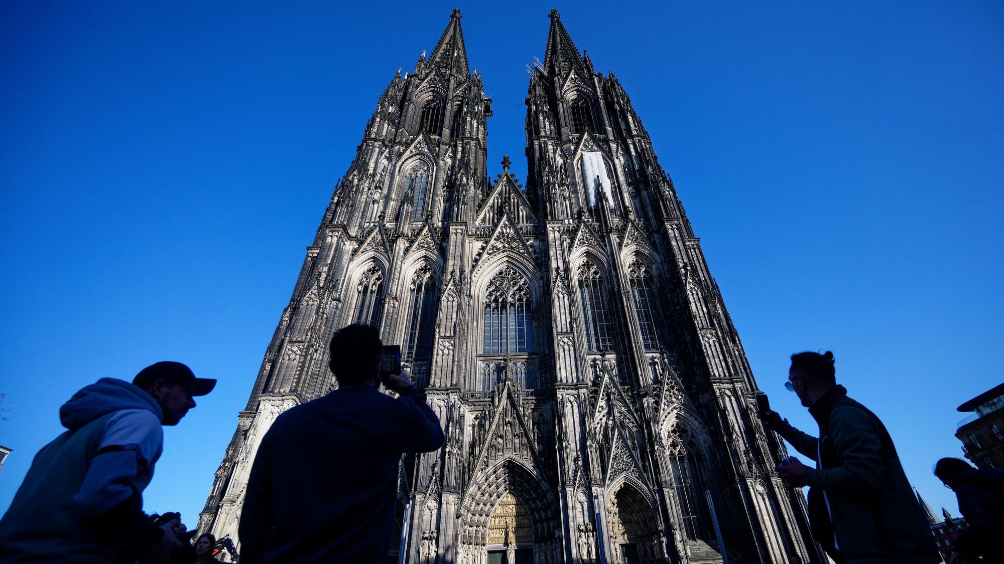Der Dom kostet künftig Eintritt.