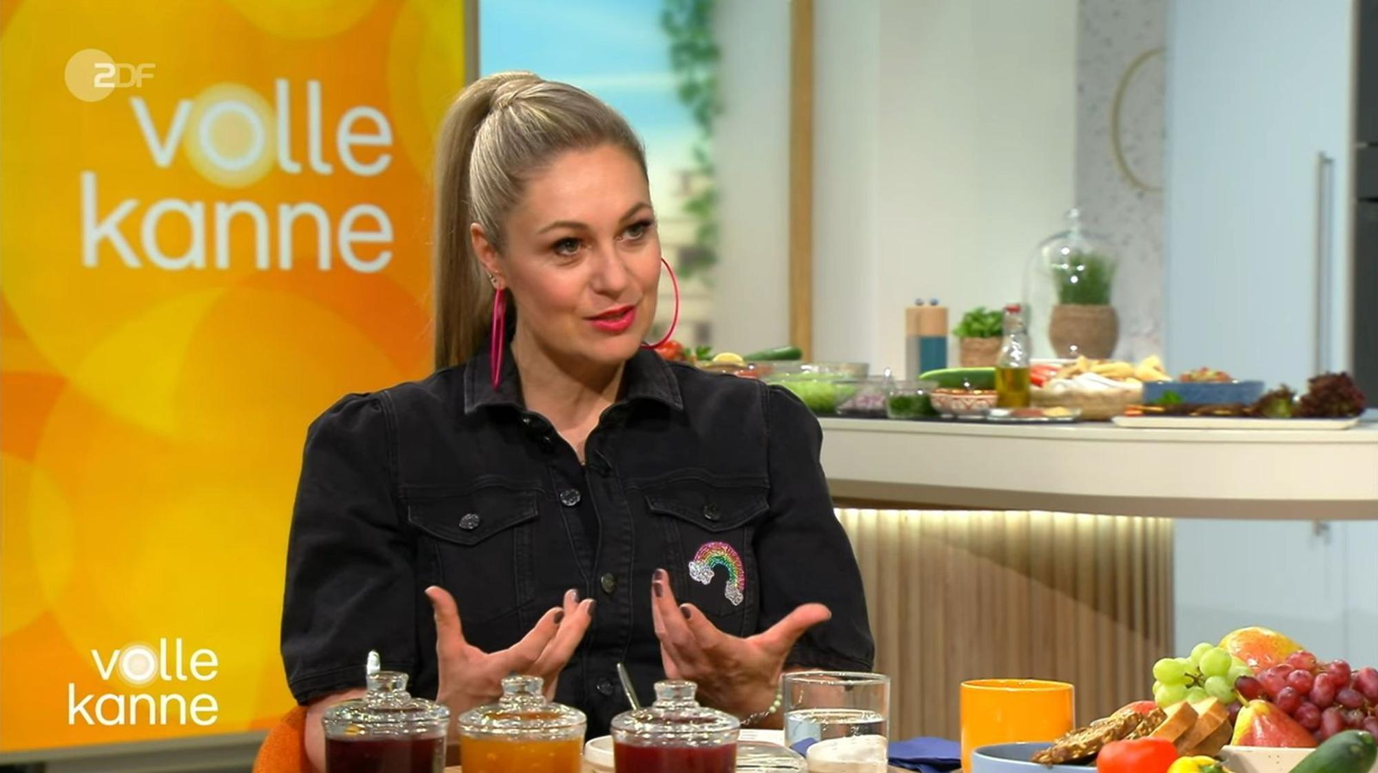„Nehmt den Druck raus“: Ruth Moschner war zu Gast bei „Volle Kanne“ im ZDF. (Bild: ZDF)