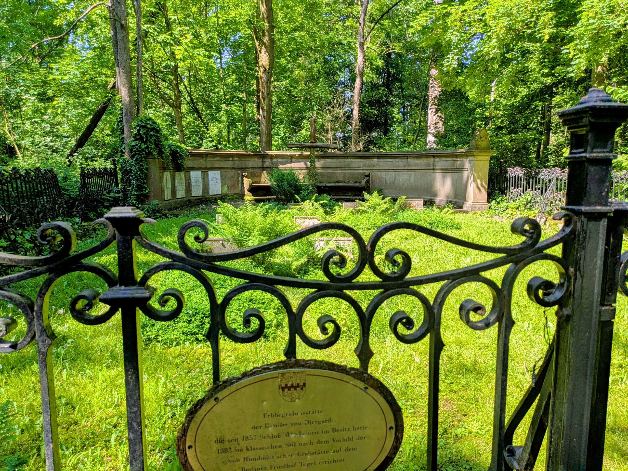 Familiengrabstätte von Diergardt in Leverkusen