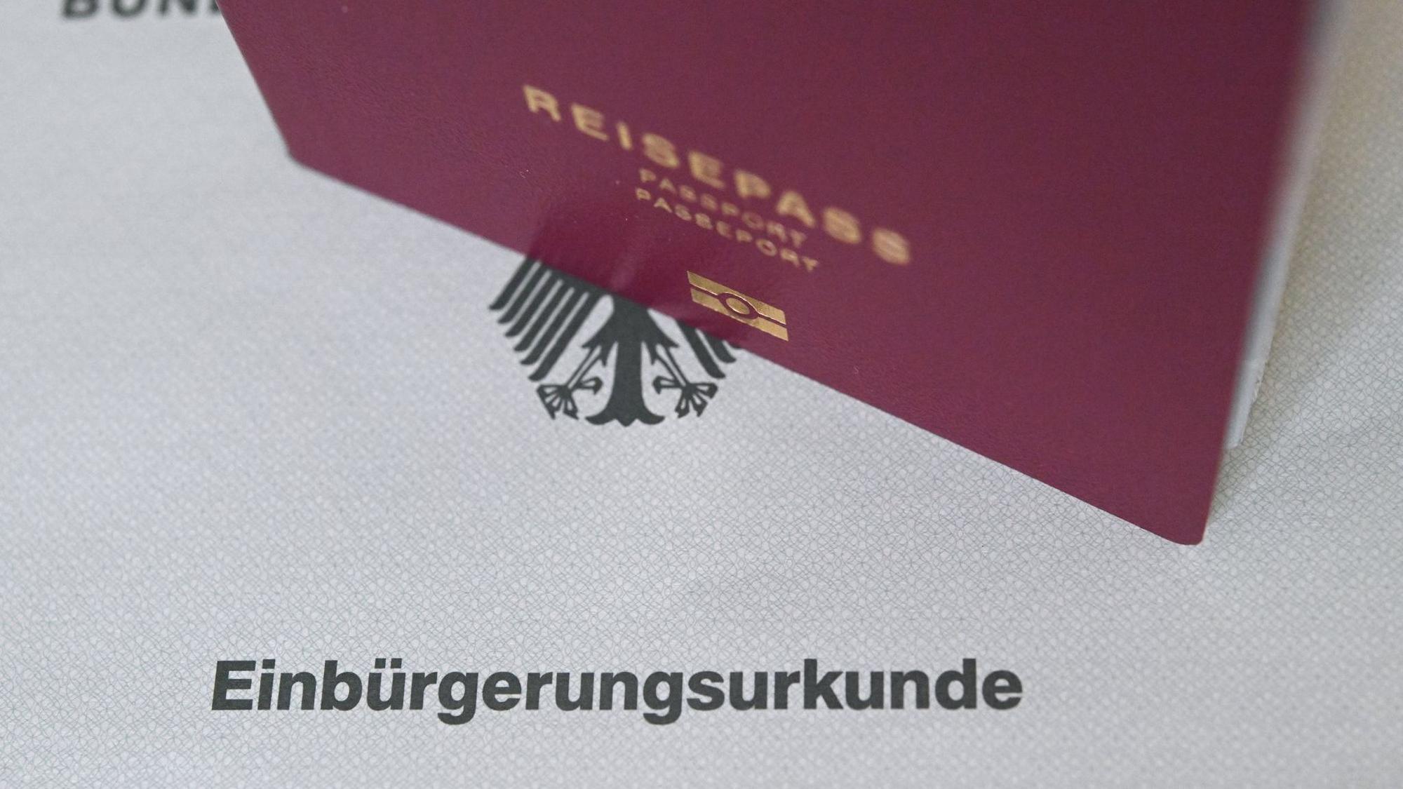 Einbürgerung