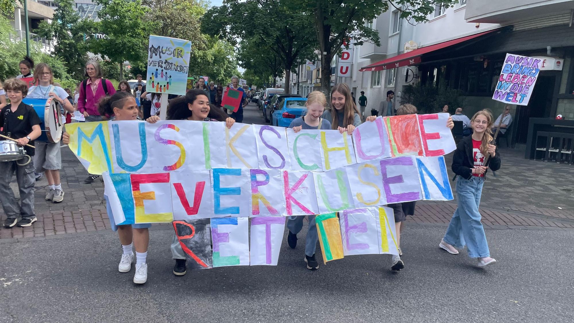 Proteste gegen Kürzungen an der Musikschule - nun sollen auch noch die Gebühren angehoben werden