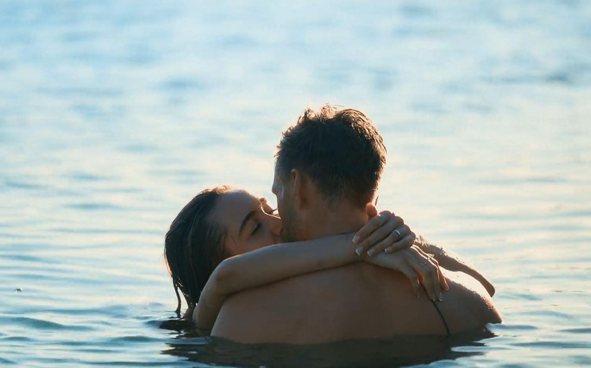 Nadja und Sebastian küssen sich. (Bild: RTL)