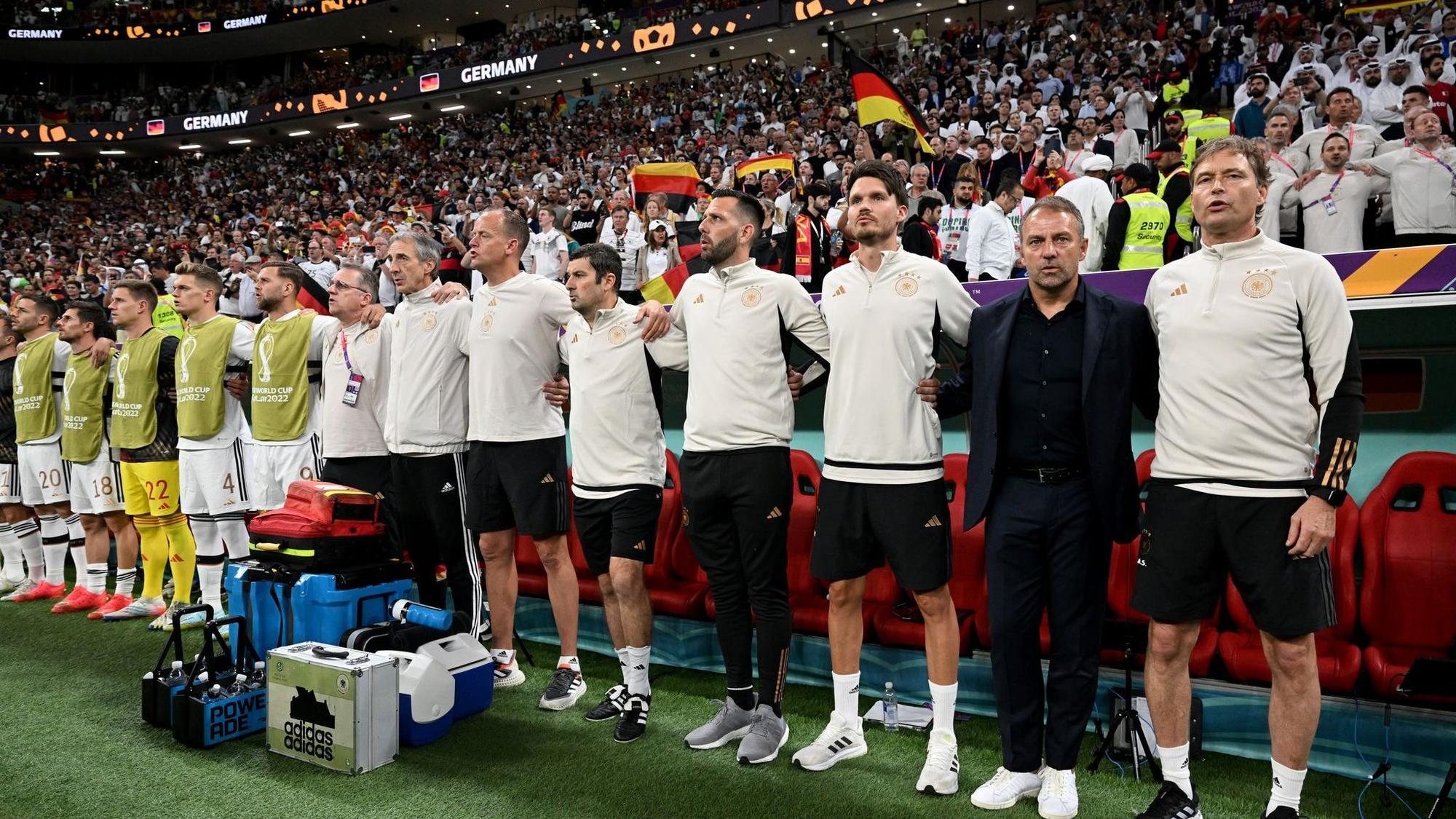 Neue Abläufe vor WM-Spielen