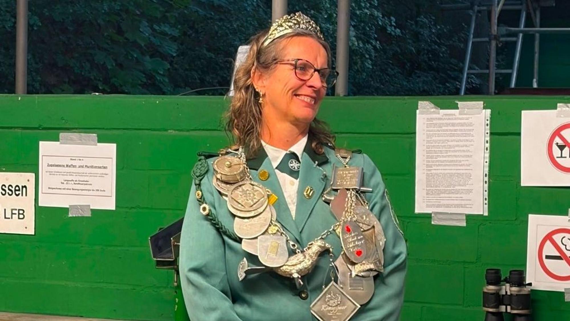 Annette Lehmann ist die neue Kaiserin der Schlebuscher Schützen.