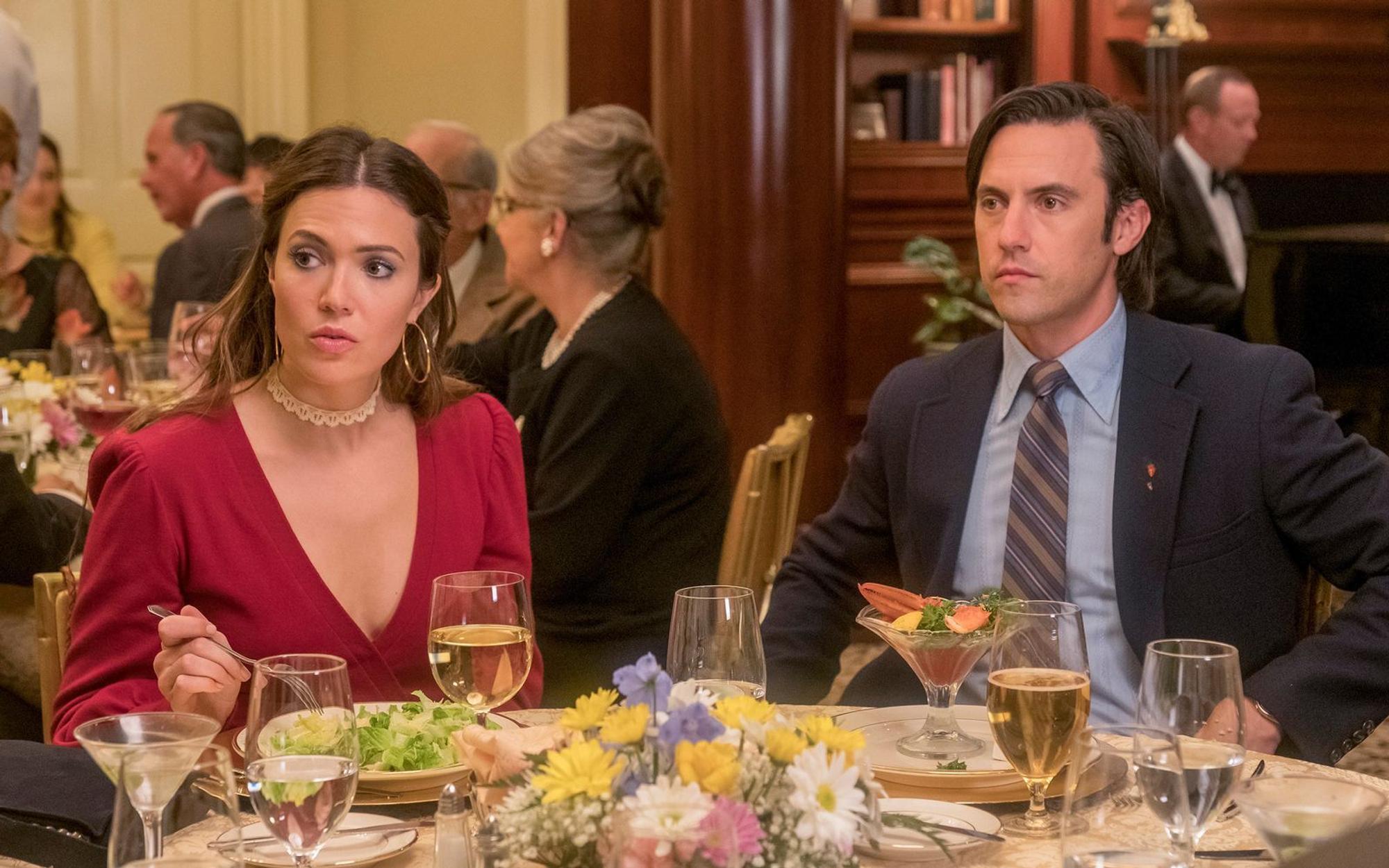 Mit ihnen und ihrer großen Liebe fing alles an: Rebecca (Mandy Moore) und Jack (Milo Ventimiglia) heiraten gegen den Widerstand ihrer reichen Eltern und gründeten eine Familie. (Bild: ZDF/NBC)