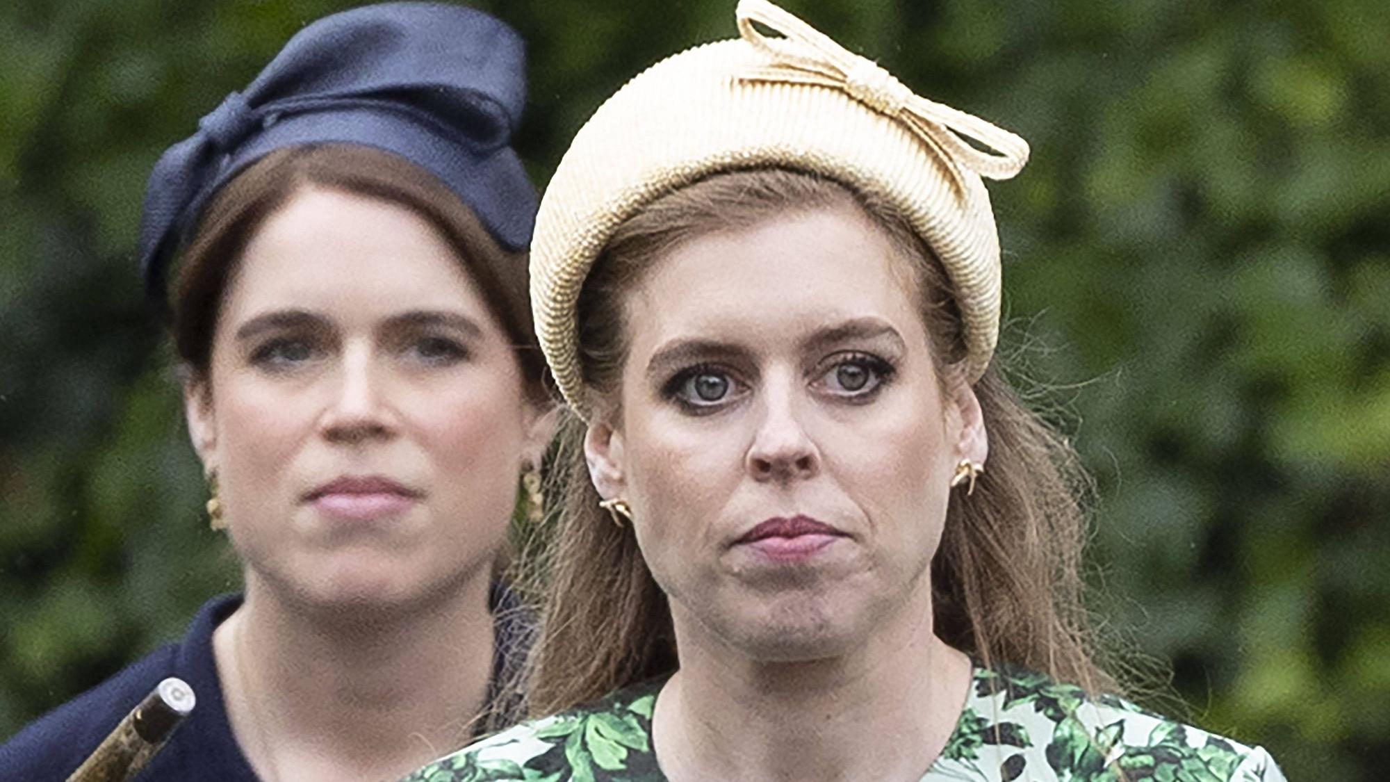 Prinzessin Beatrice (r) und Prinzessin Eugenie kamen zur Hochzeit ihres Cousins Peter Phillips, der Harriet Sperling das Ja-Wort gab.