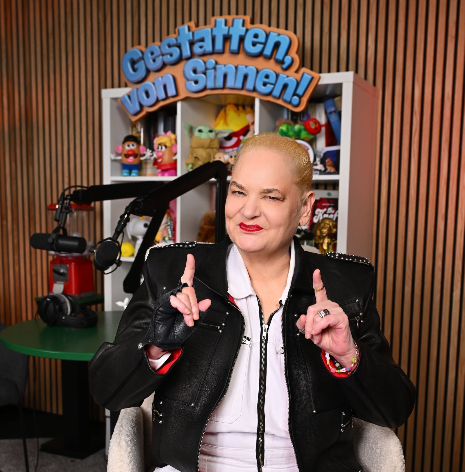 Hella von Sinnen ist zurück. Nach ihrem schweren Unfall führt die 67-Jährige nun durch ihren eigenen Podcast. (Bild: Willy Weber)
