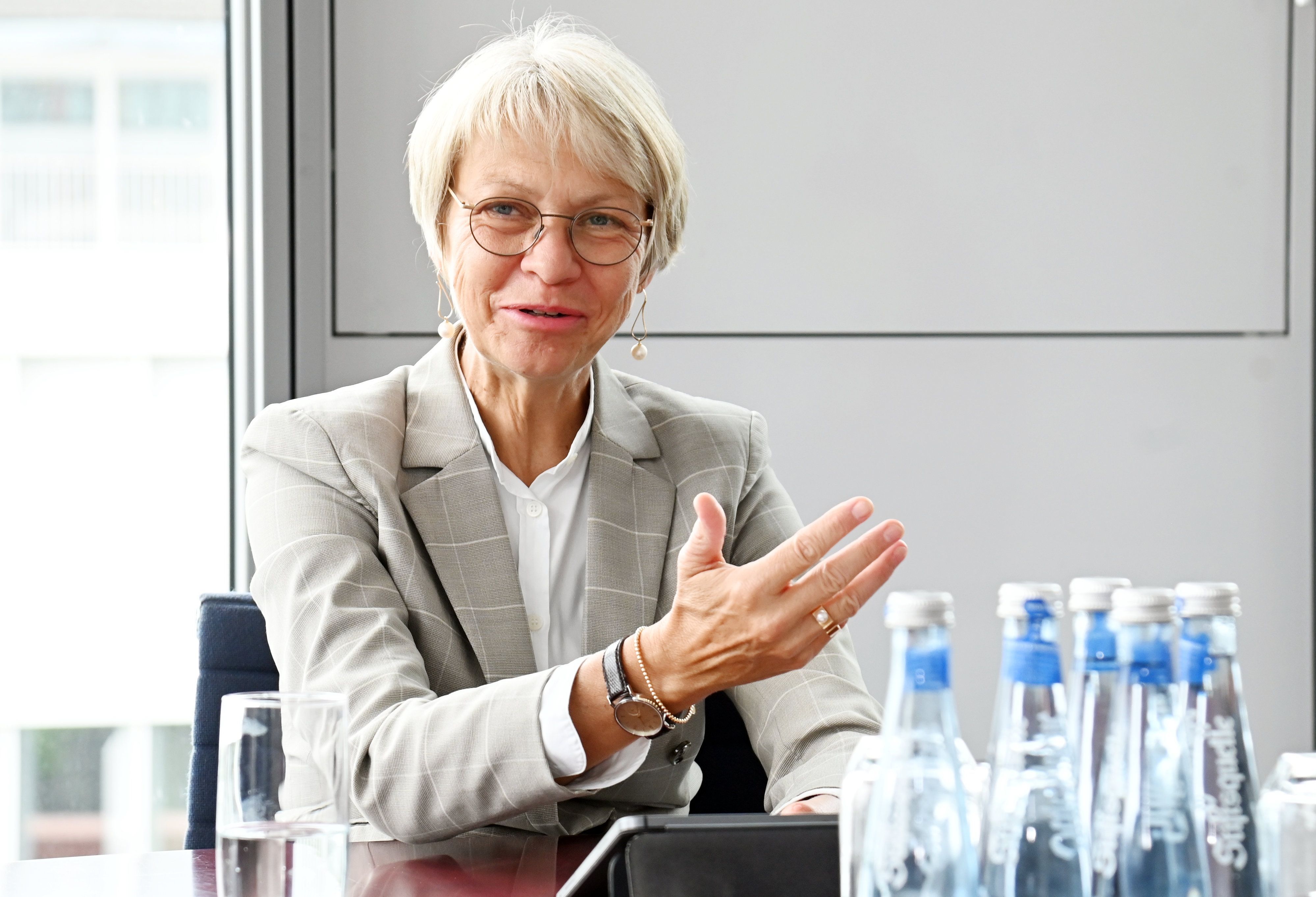 08.06.2026 Düsseldorf. Interview mit Ministerin Dorothee Feller im Schulministerium. Foto: Alexander Schwaiger