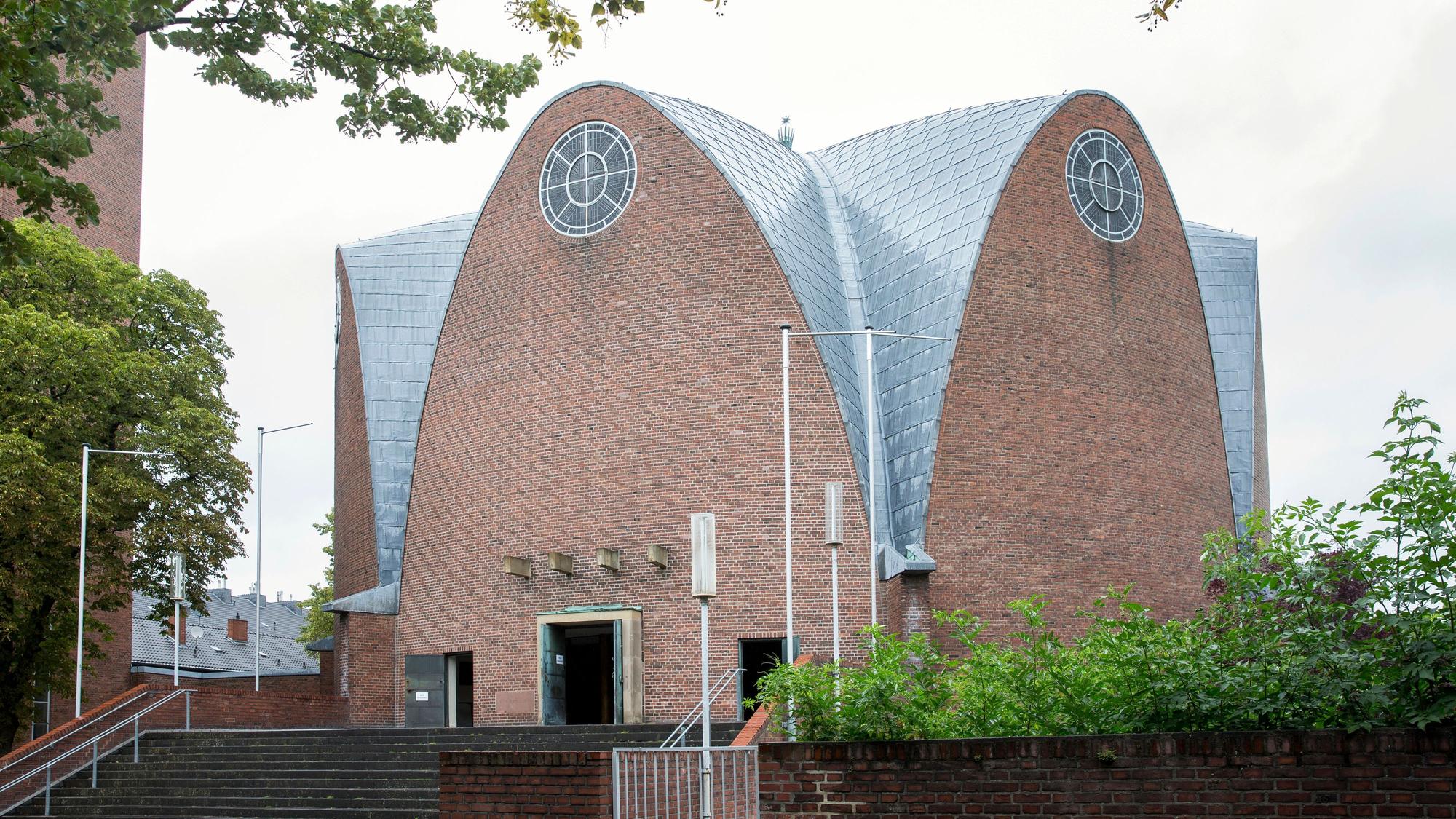 Kirche St. Engelbert in Köln-Riehl
