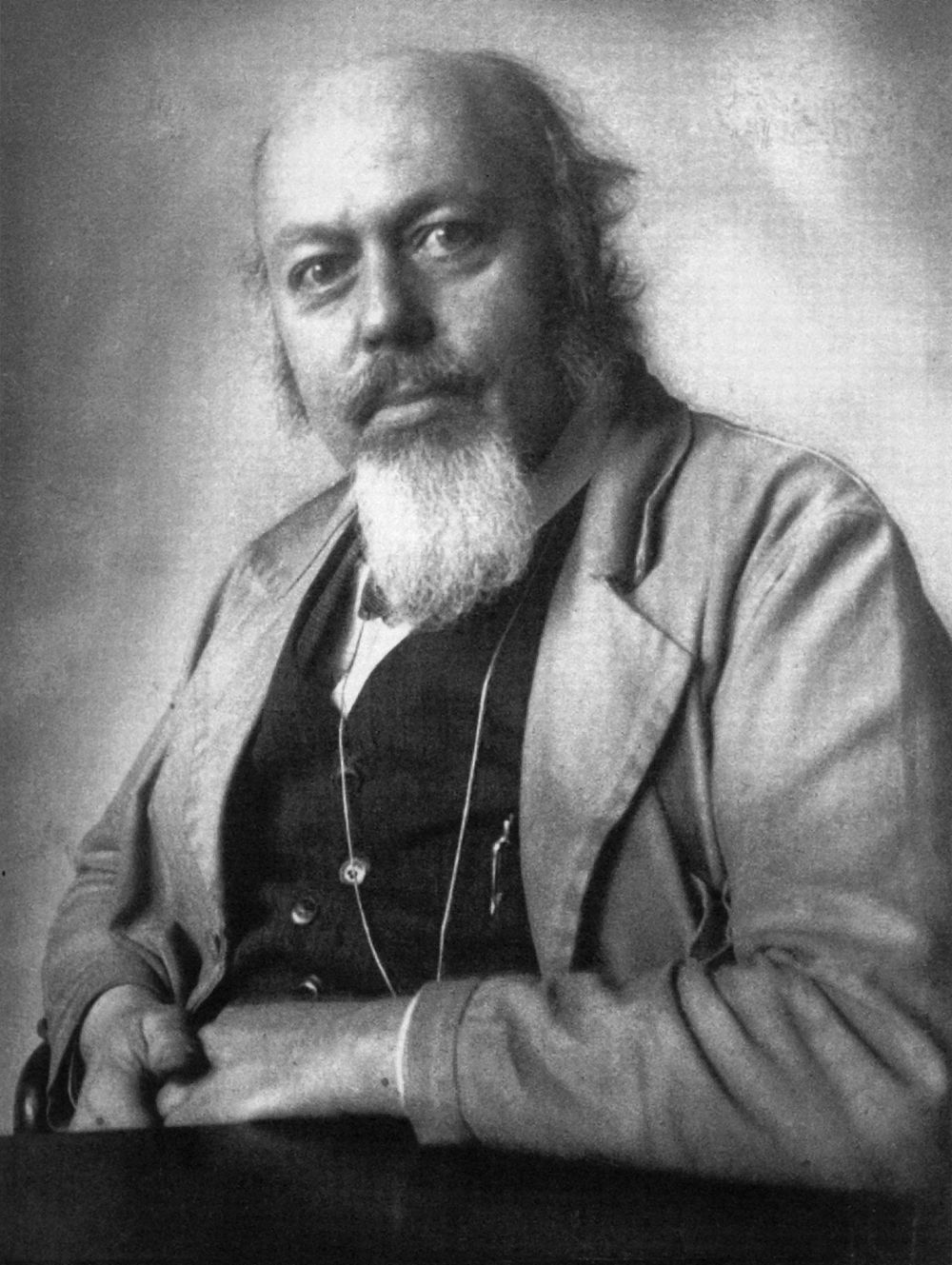 Dominikus Böhm zählt zu den bedeutendsten Kirchenarchitekten des 20. Jahrhunderts.
