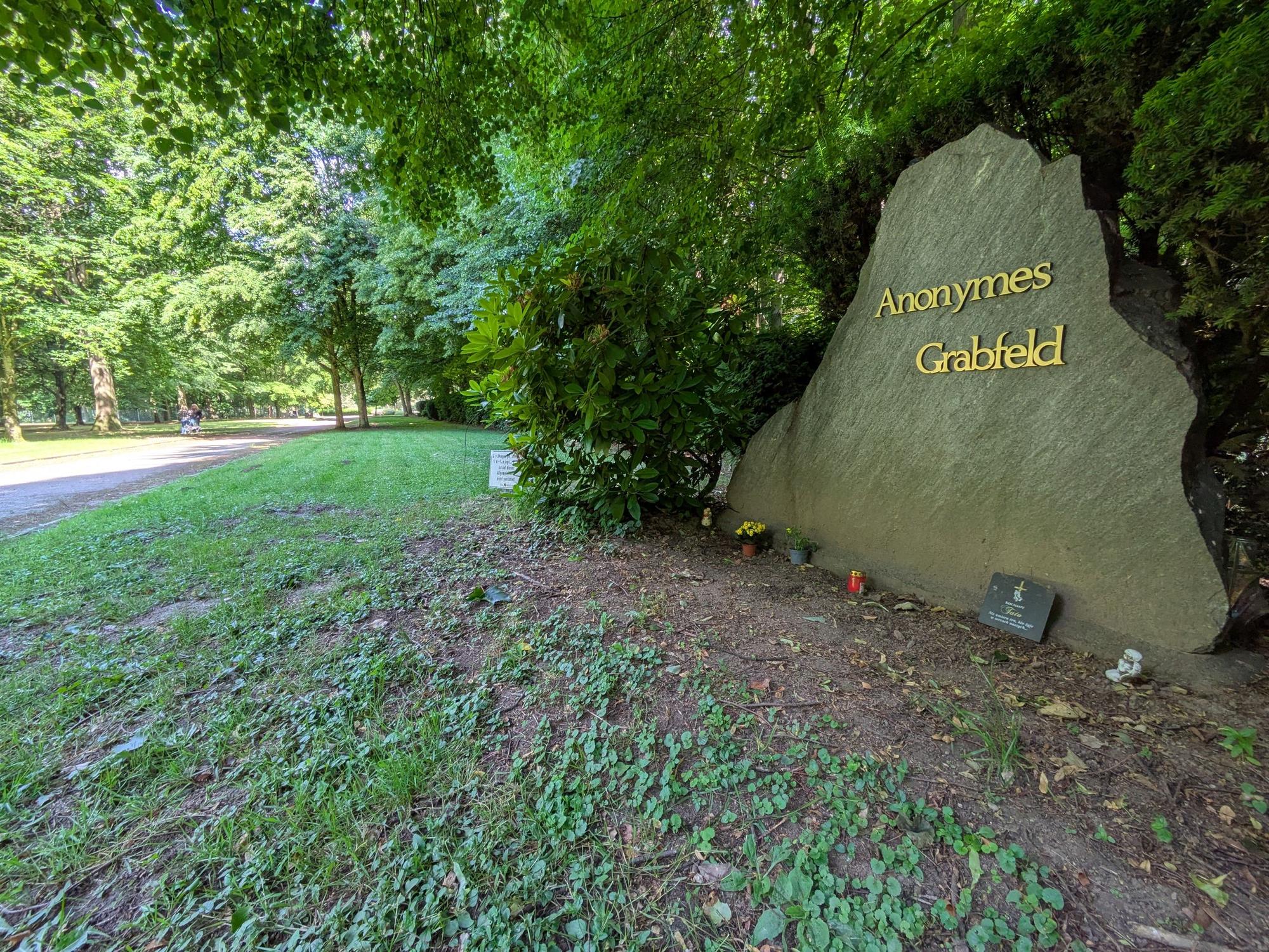 Das anonyme Grabfeld auf dem Friedhof Reuschenberg