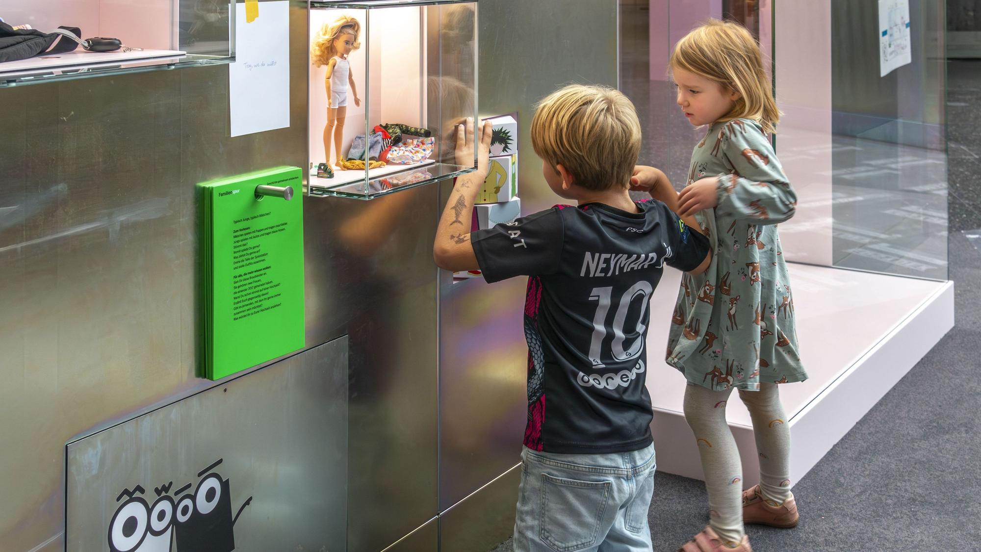 Kinder im Haus der Geschichte.