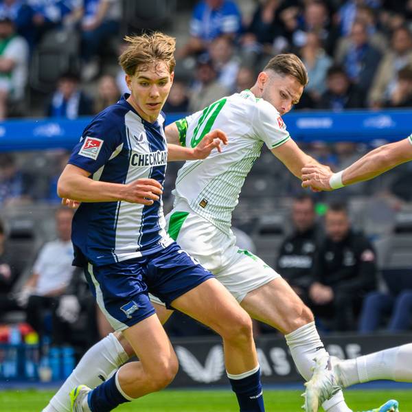 Kennet Eichhorn mit Herha BSC im Zweitligaduell mit Greuther Fürth.