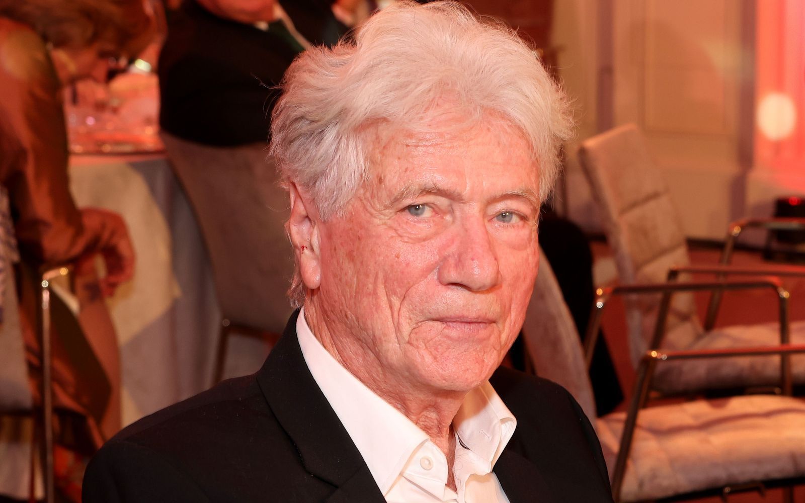 Die Rolle des „Kaleun“ verhalf Jürgen Prochnow zu einem gewaltigen Schub und zum Sprung nach Hollywood. Filme wie „Der englische Patient“ und „Air Force One“ zieren seine Vita. Nun wird die Schauspiellegende 85.   (Bild: Gerald Matzka/Getty Images)