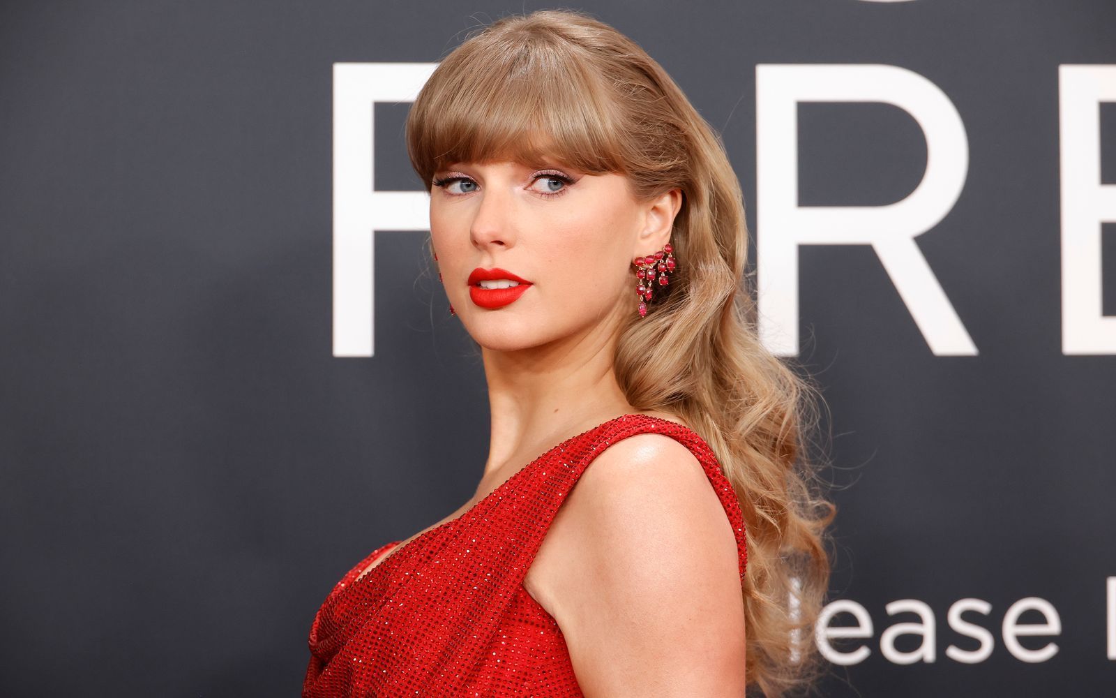 Taylor Swift hat bei der Premiere von „Toy Story 5“ einen kleinen Überraschungsauftritt gespielt. (Bild: 2025 Getty Images/Frazer Harrison)