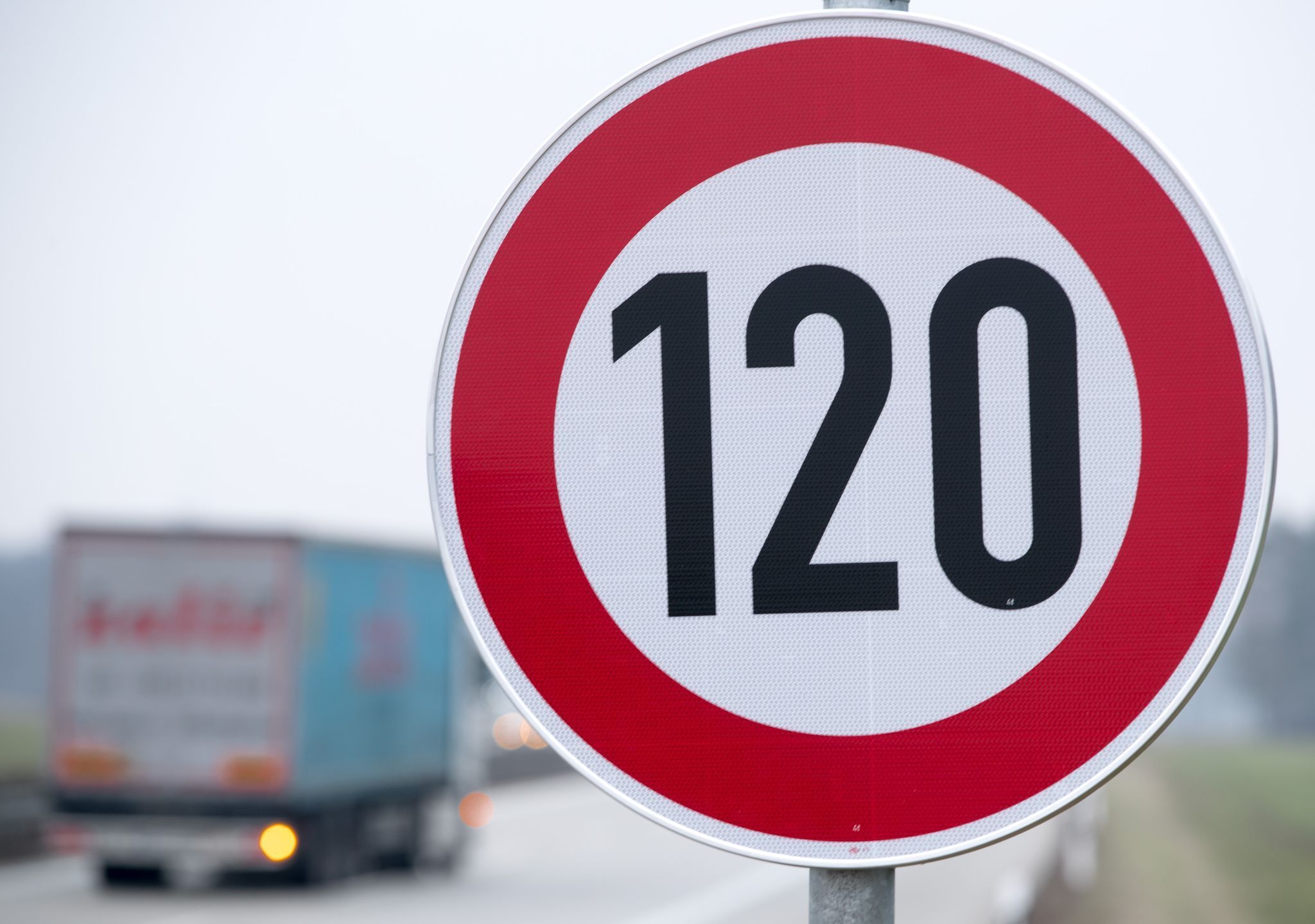 Streit um Tempo 120
