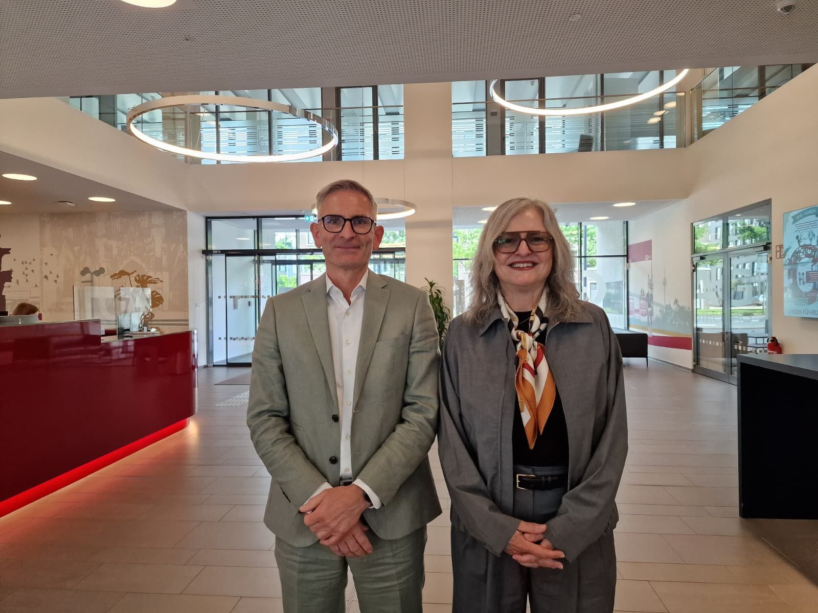 GAG-Vorständin Anne Keilholz und Interimsvorstand Christian Eiff.