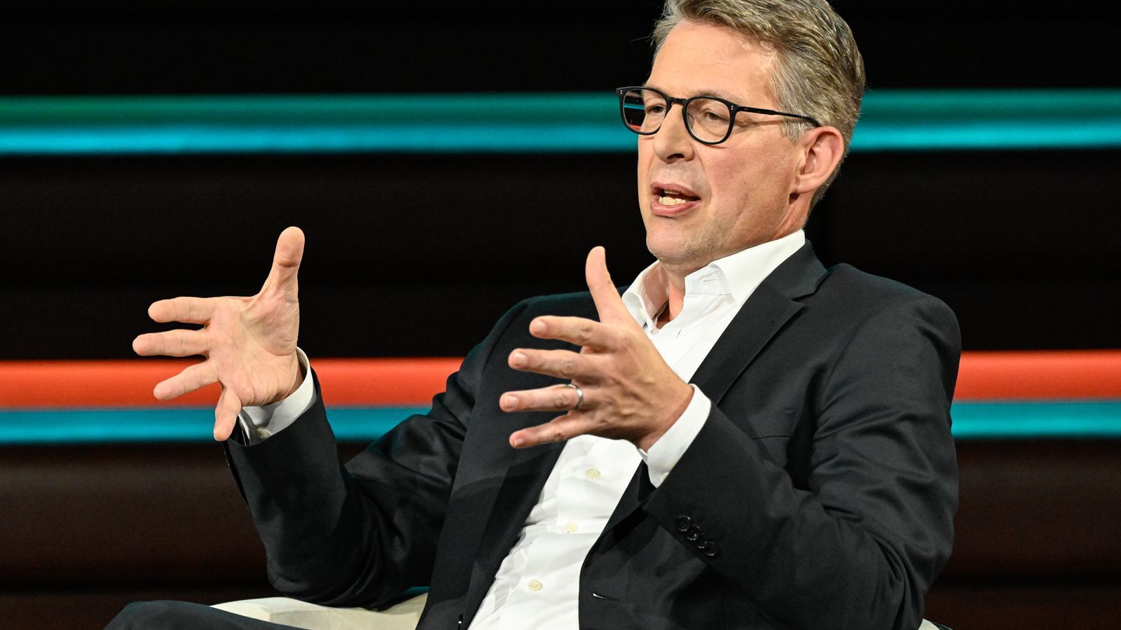 CSU-Politiker Markus Blume wollte auf die Frage, welche Reformen Anfang Juli geplant sind, nicht konkret antworten. (Bild: ZDF / Markus Hertrich)