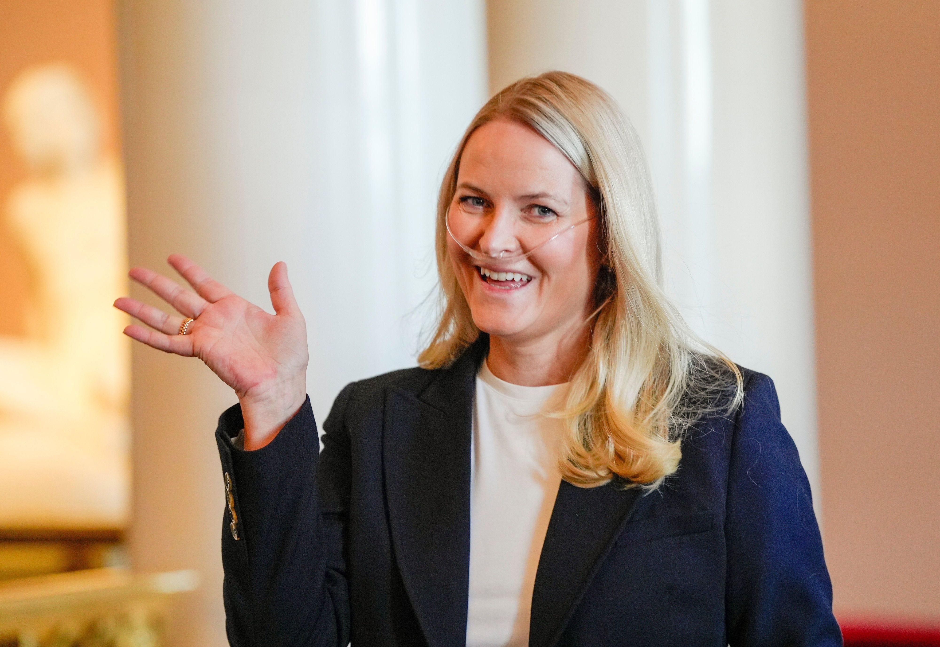 Die norwegische Kronprinzessin Mette-Marit (52) leidet an Lungenfibrose und hat nun eine neue Lunge bekommen.