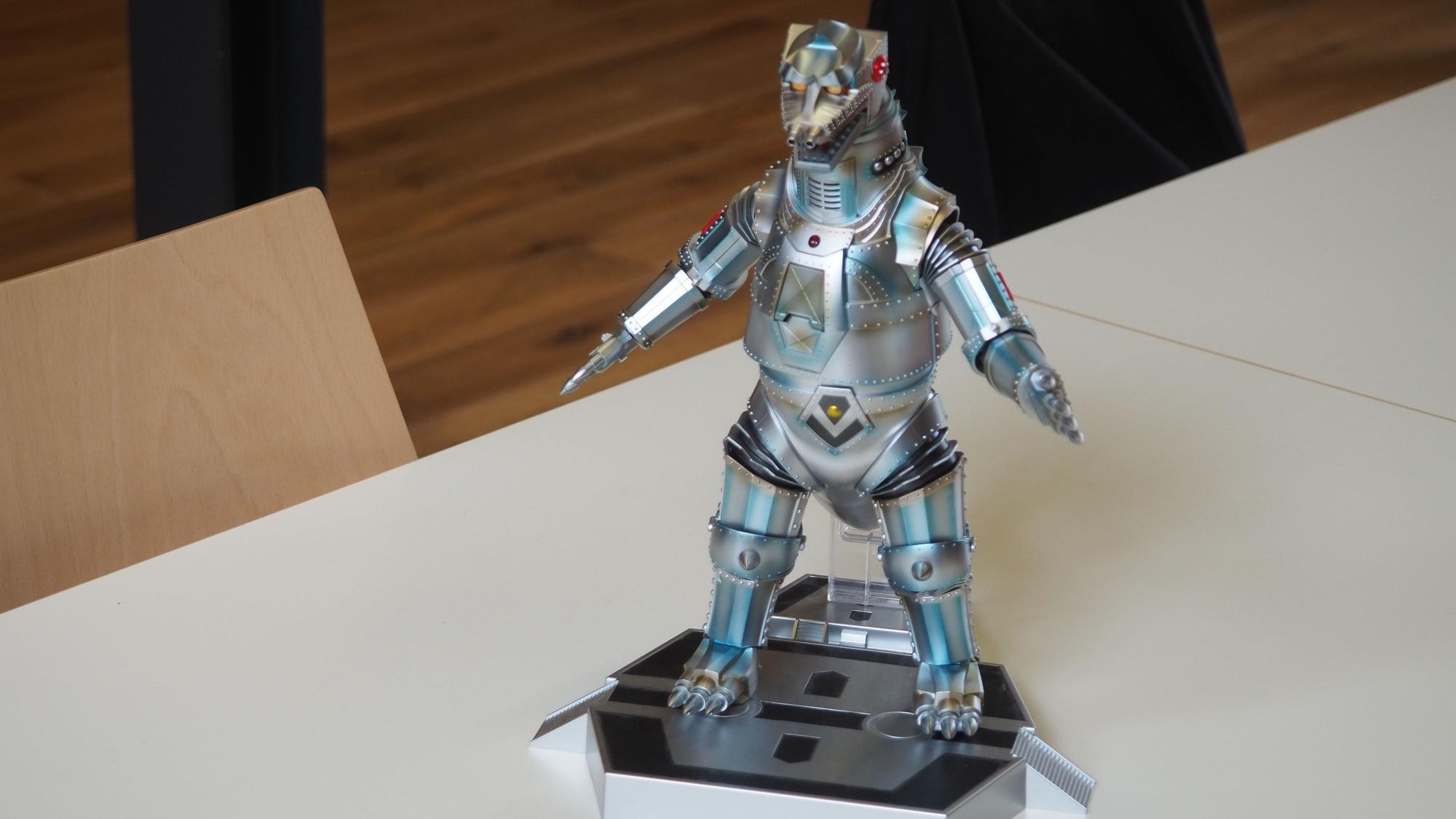 Das Bild zeigt ein Fantasy-Figur.
