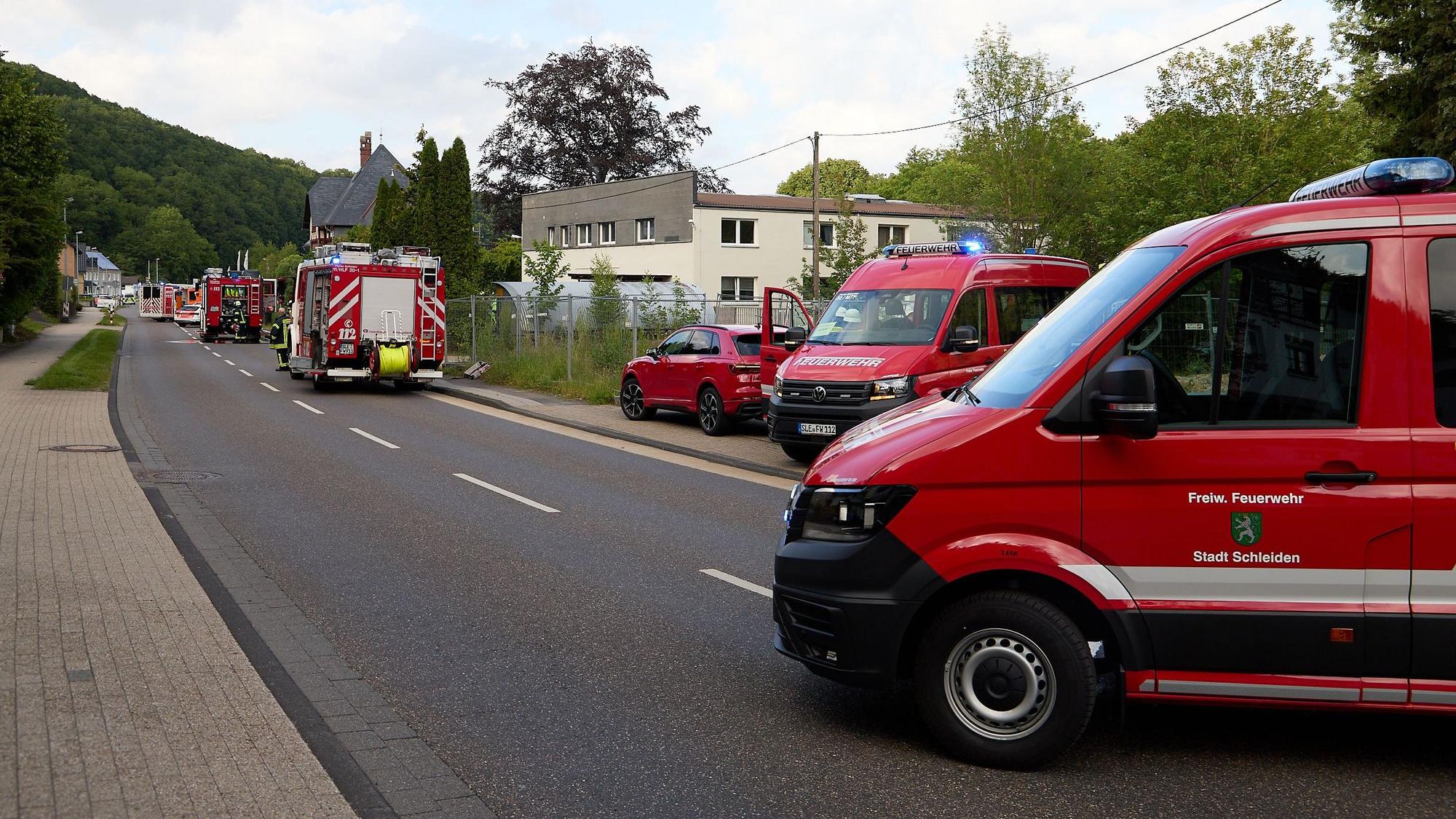 In der Asylbewerberunterkunft in Schleiden fand ein Großeinsatz der Feuerwehr und des Rettungsdienstes statt.
